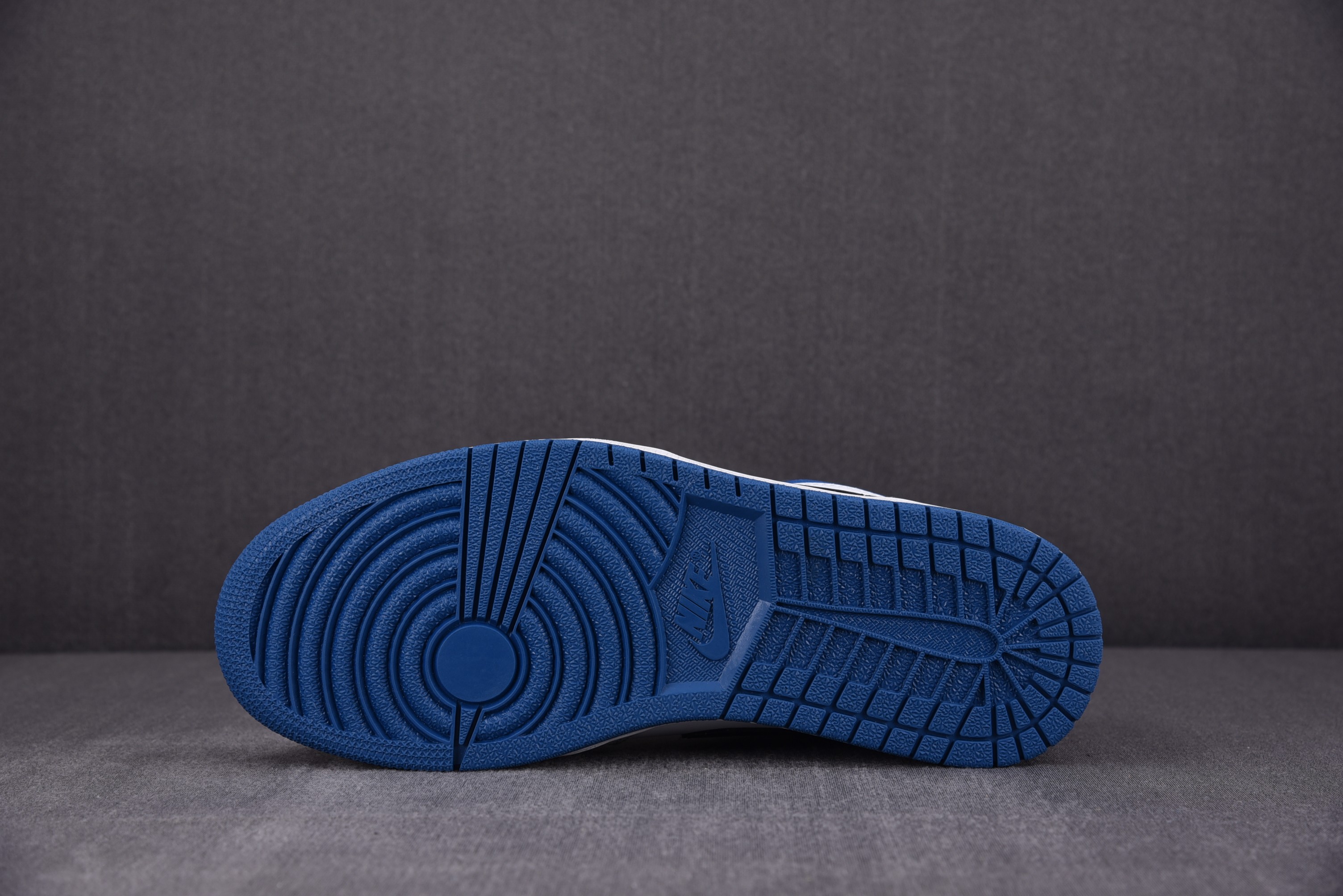 Jordan 1 Low SE True Blue