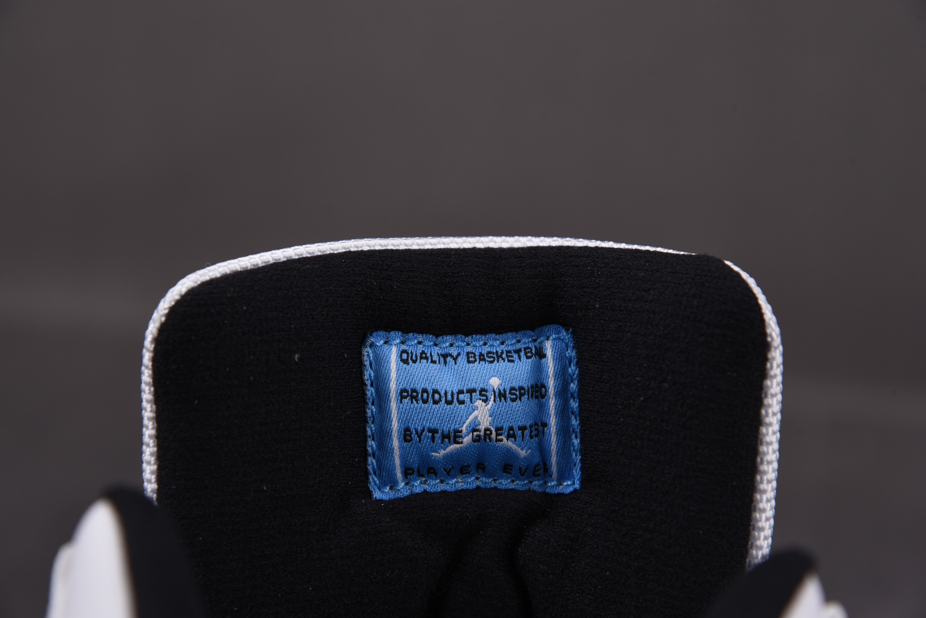 Jordan 11 Retro Legend Blue (2014)