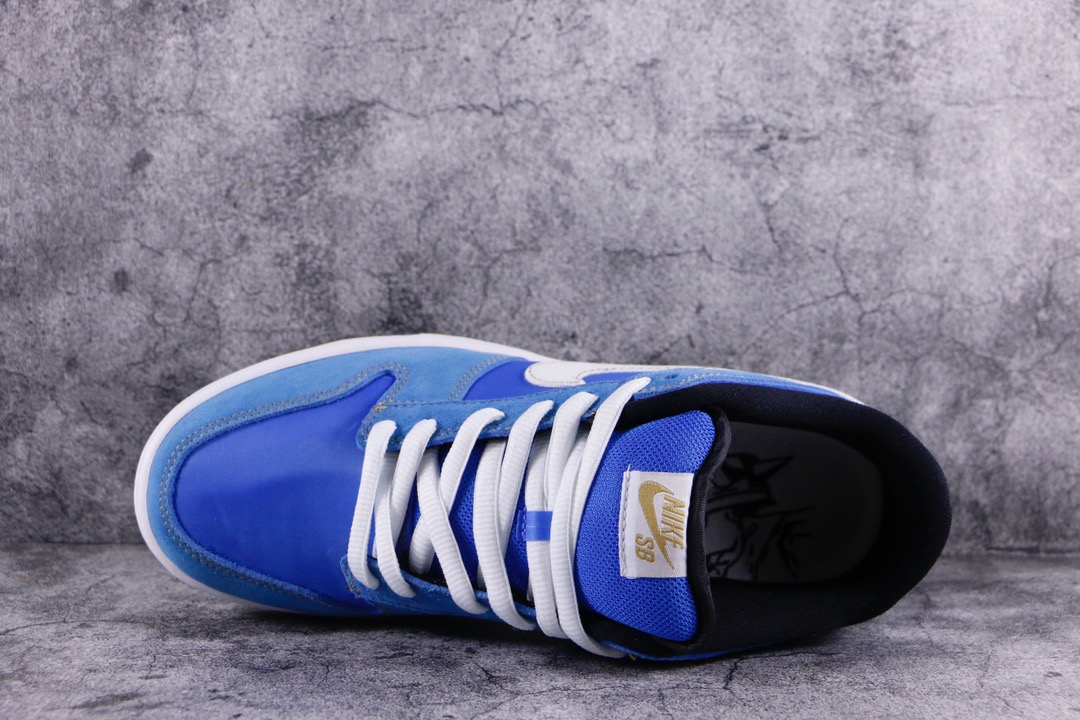 Nike Dunk SB Low Street Fighter Chun Li