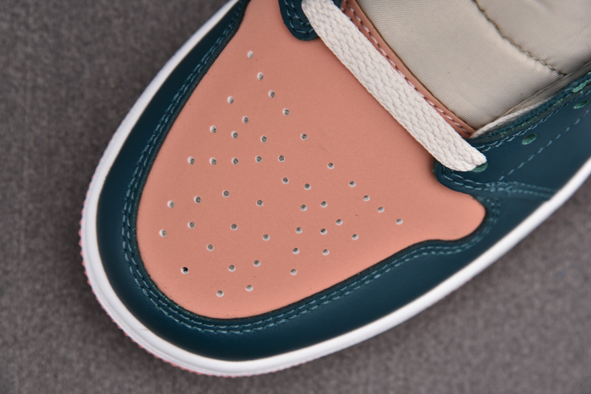 Jordan 1 Mid Dark Teal Green (Women Size!!)