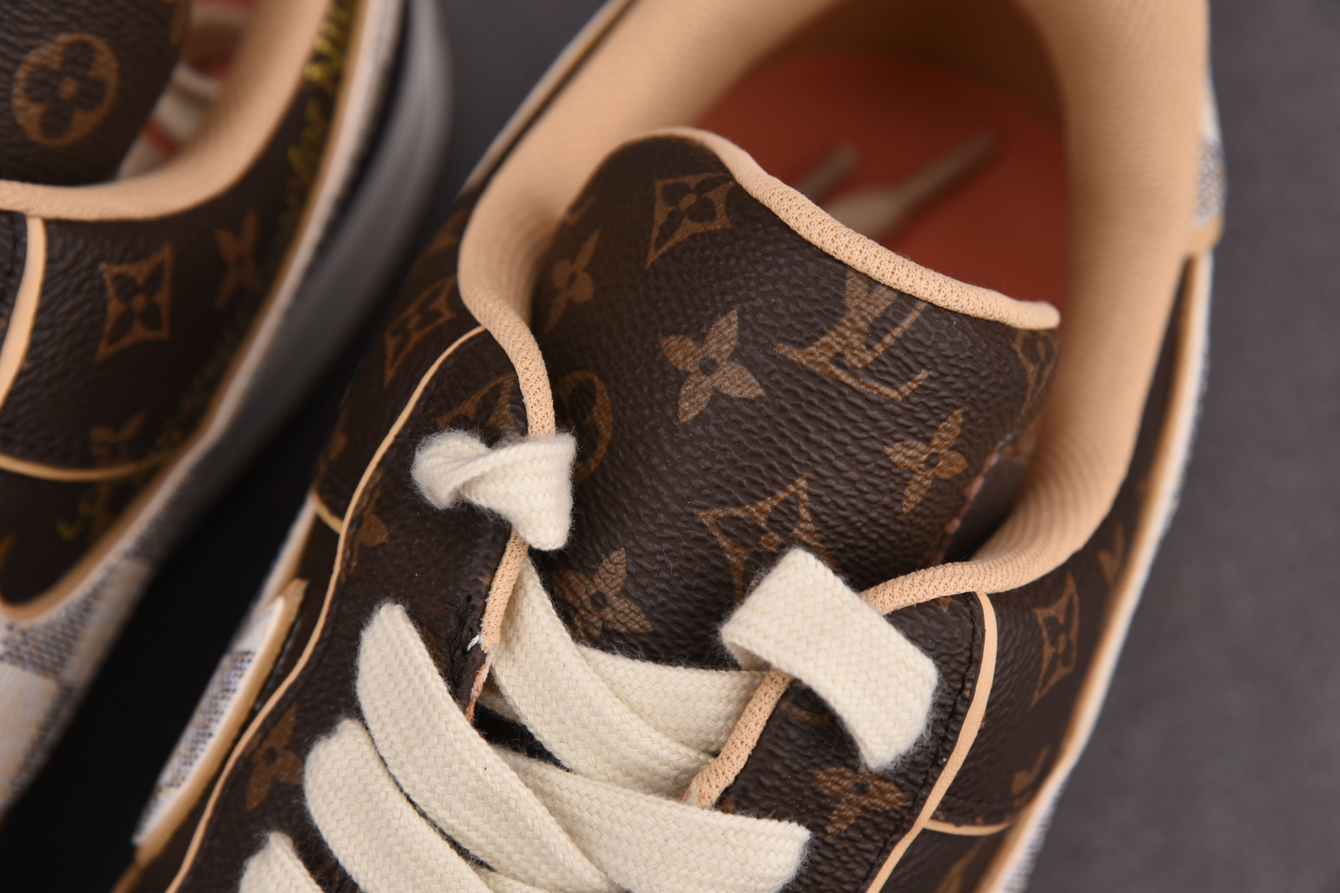 Nike Air Force 1 Low Louis Vuitton   Monogram Brown Damier Azur (Be careful about the size!!)