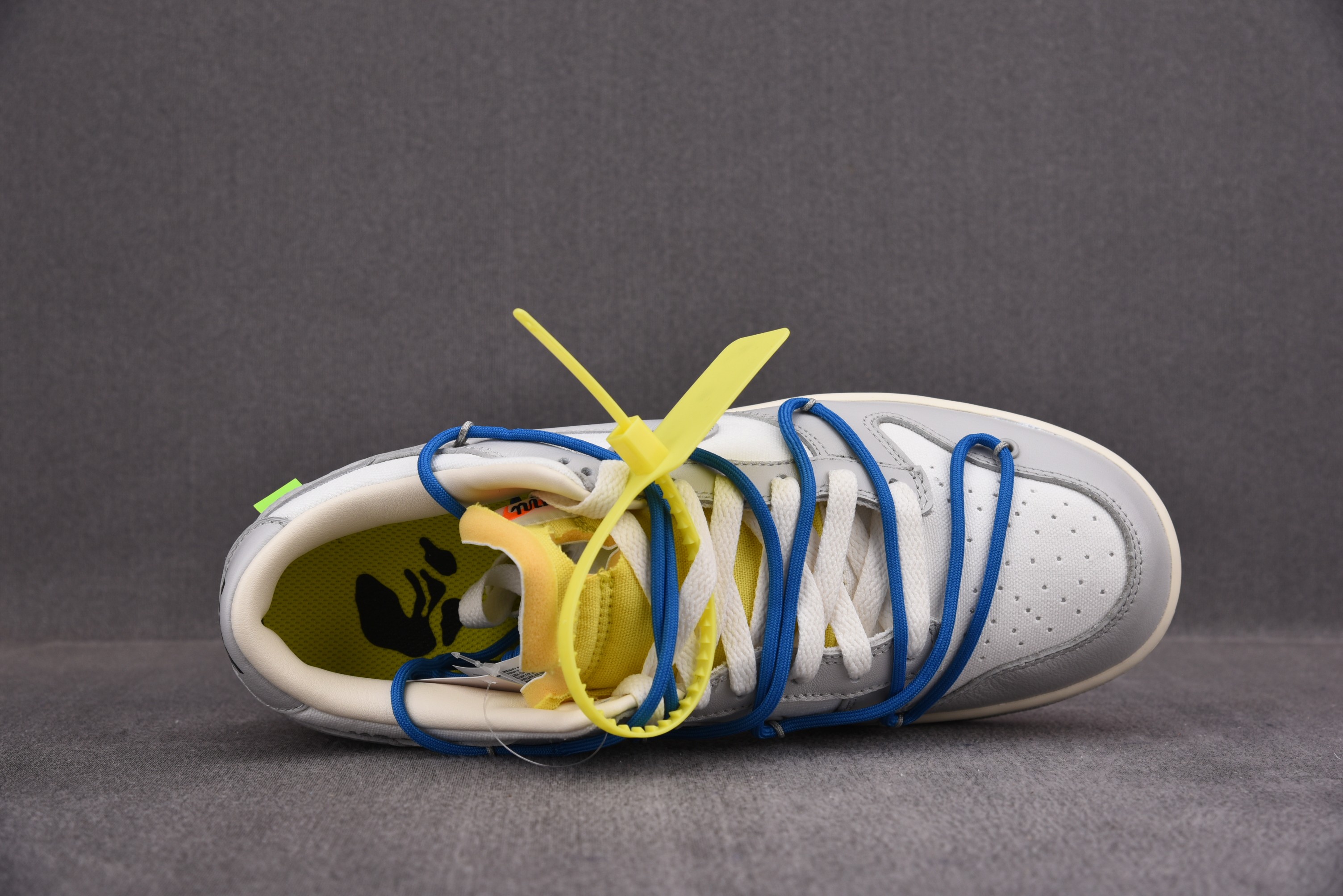 Nike Dunk Low   Lot 10