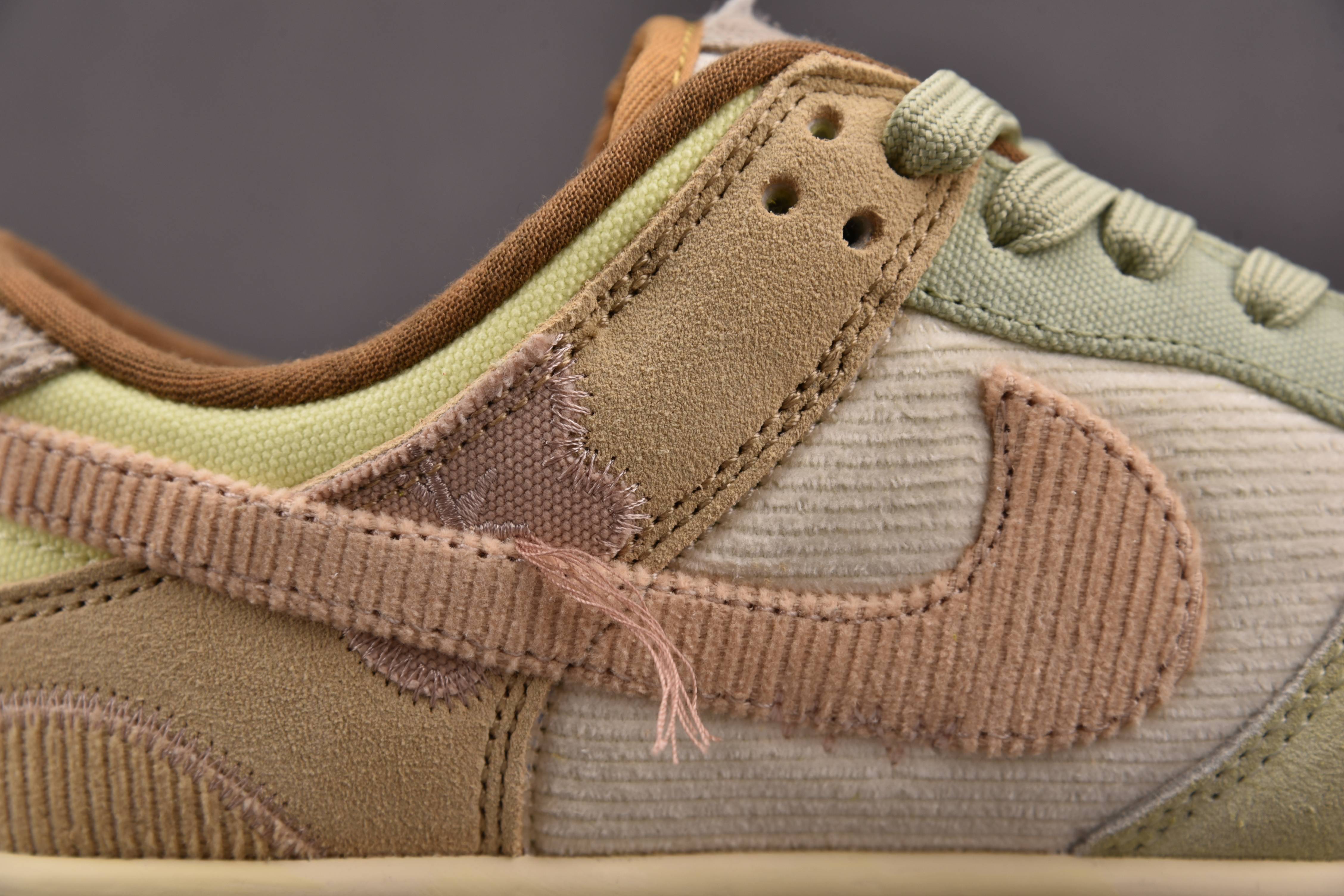 Nike Dunk Low On the Bright Side (Women Size!!)