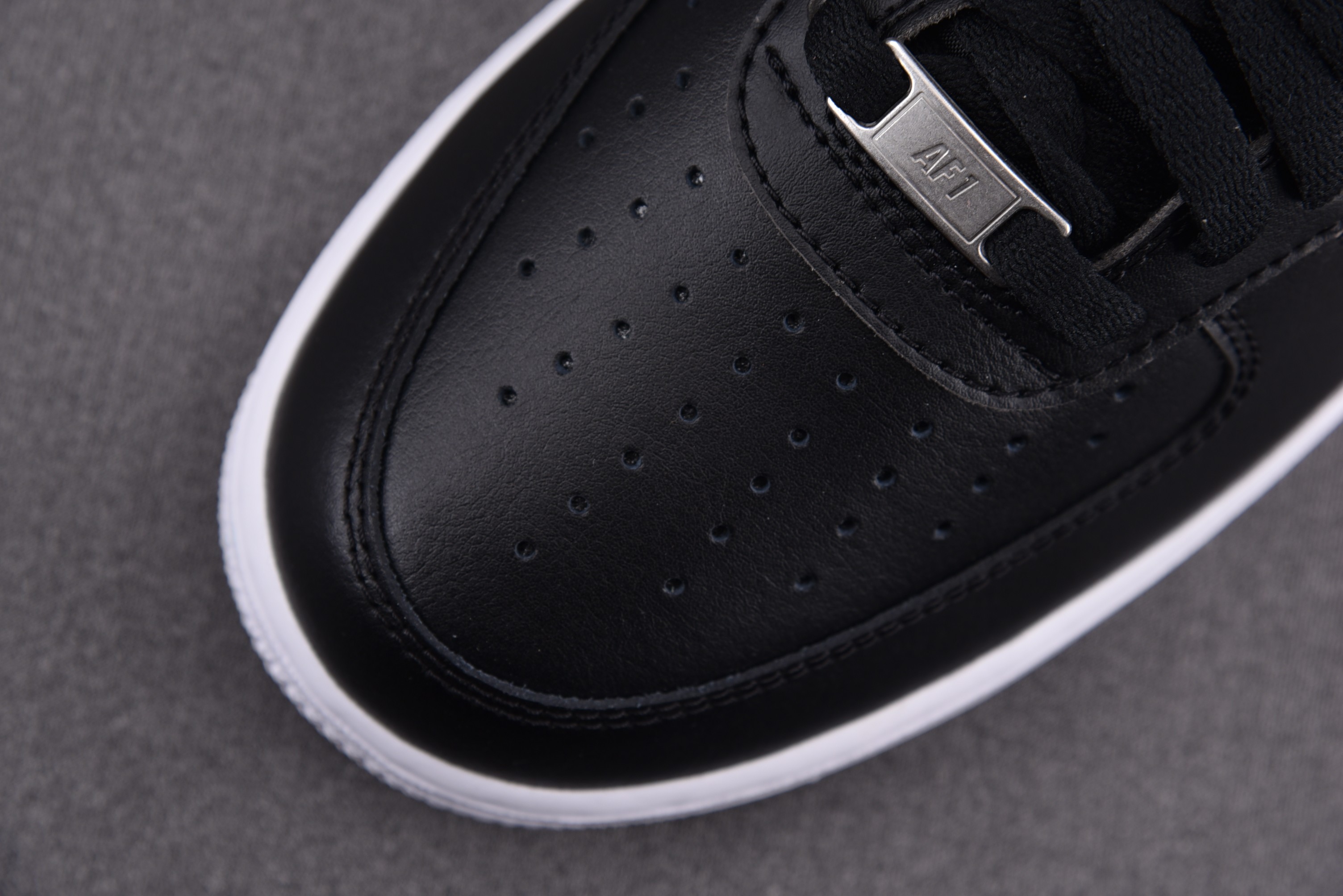 Nike Air Force 1 Low '07 Black