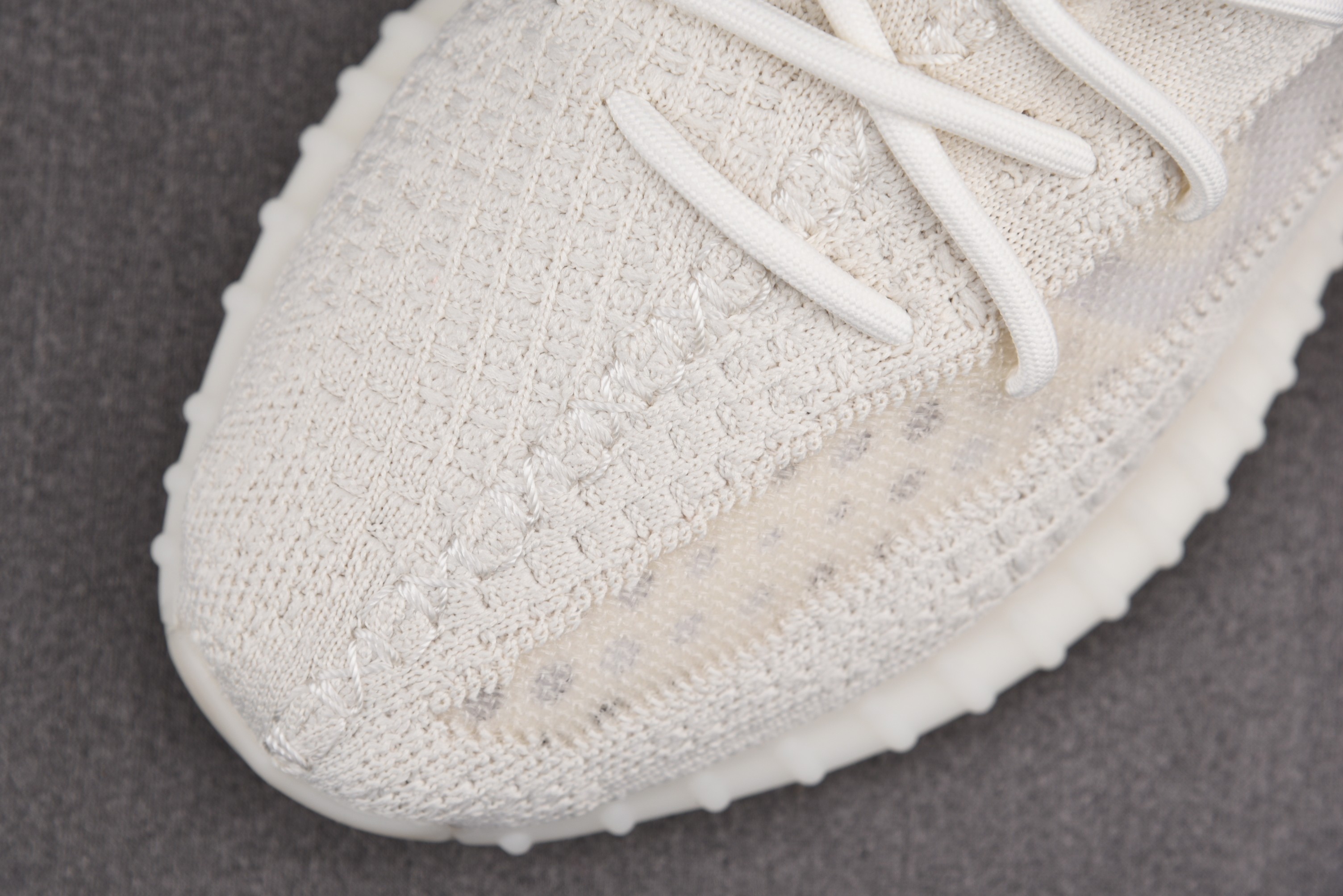 adidas Yeezy Boost 350 V2 Pure Oat