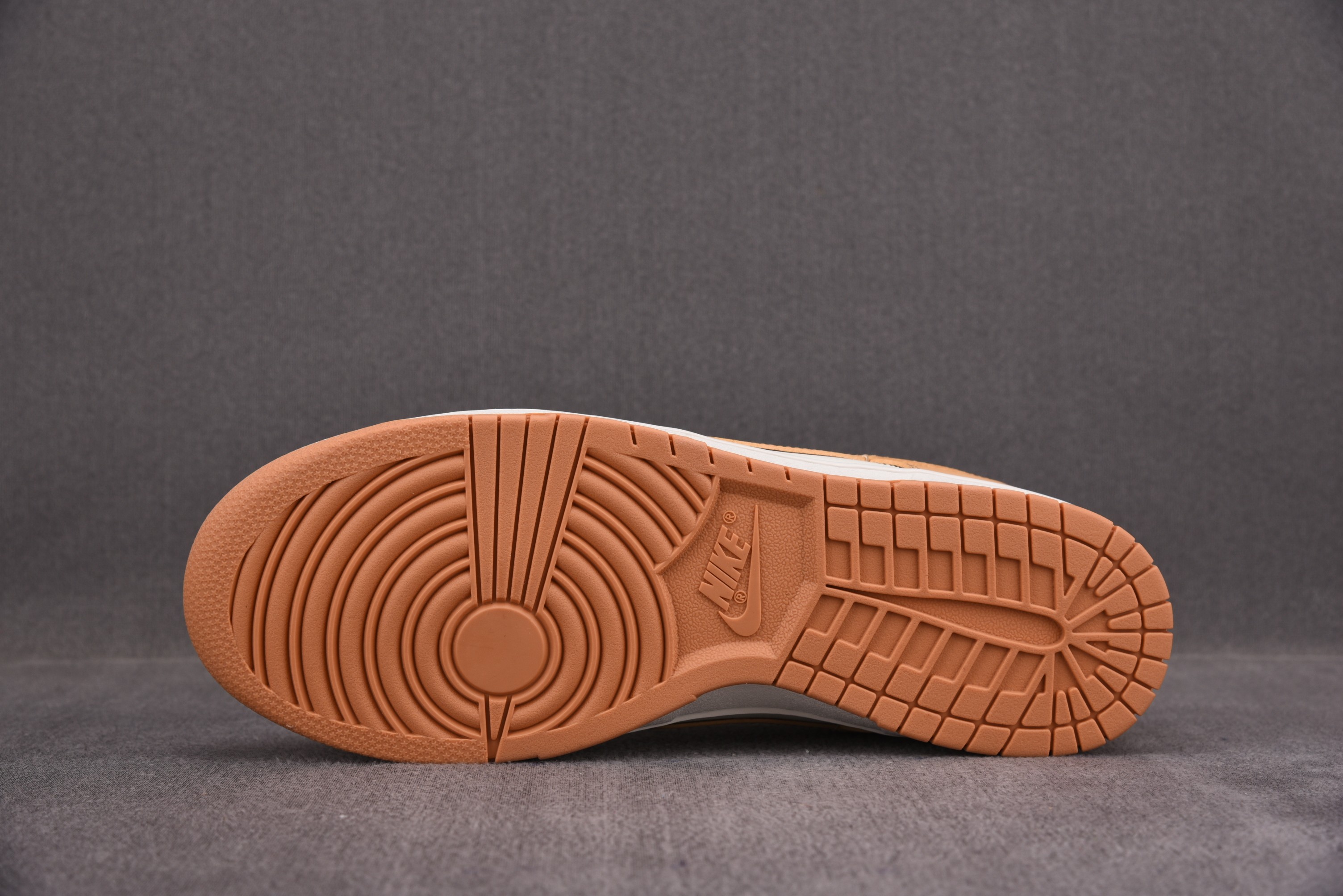 Nike Dunk Low Harvest Moon (Women Size!!)