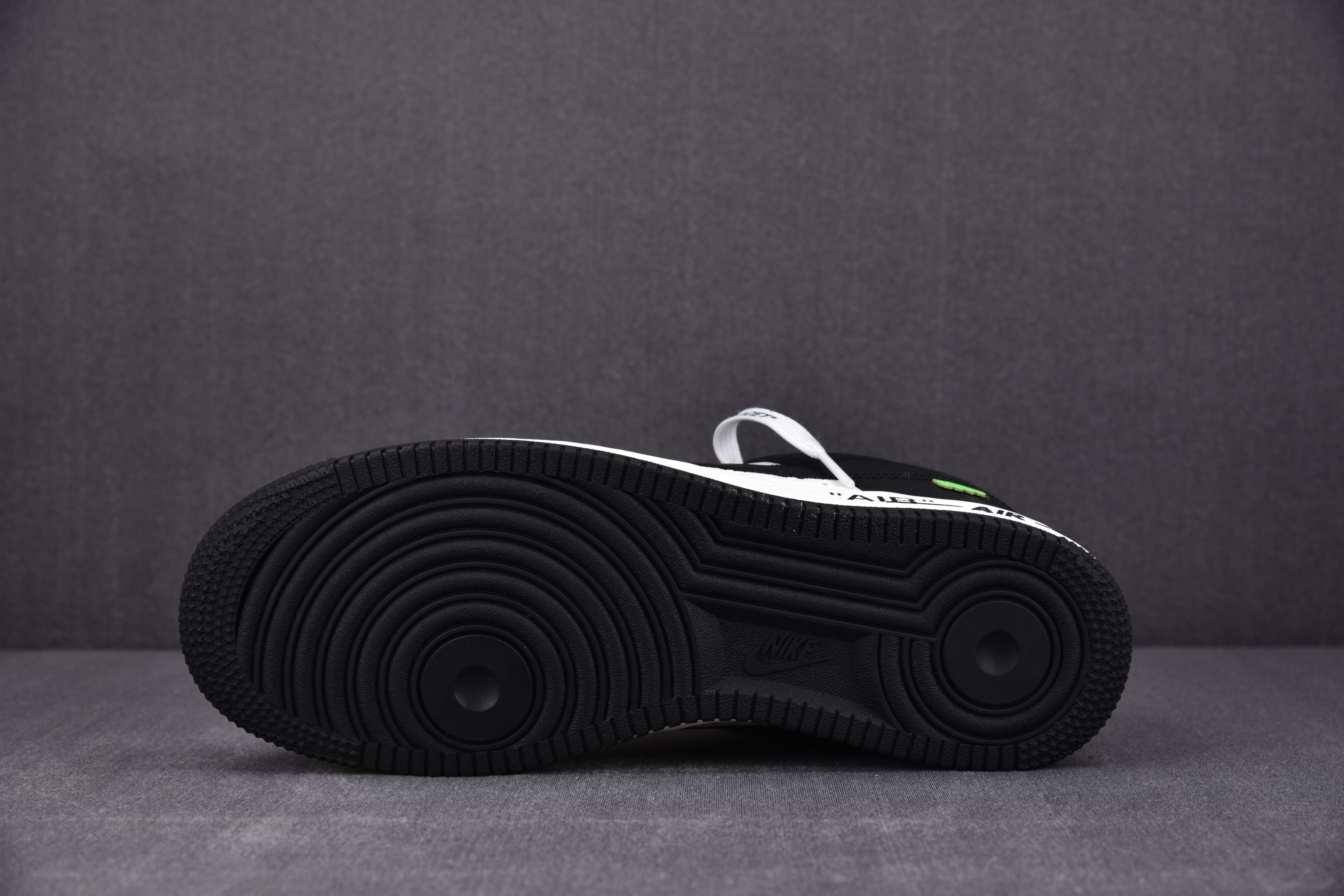 Nike Air Force 1 Low Louis Vuitton Royal Black White (Be careful about the size!!)