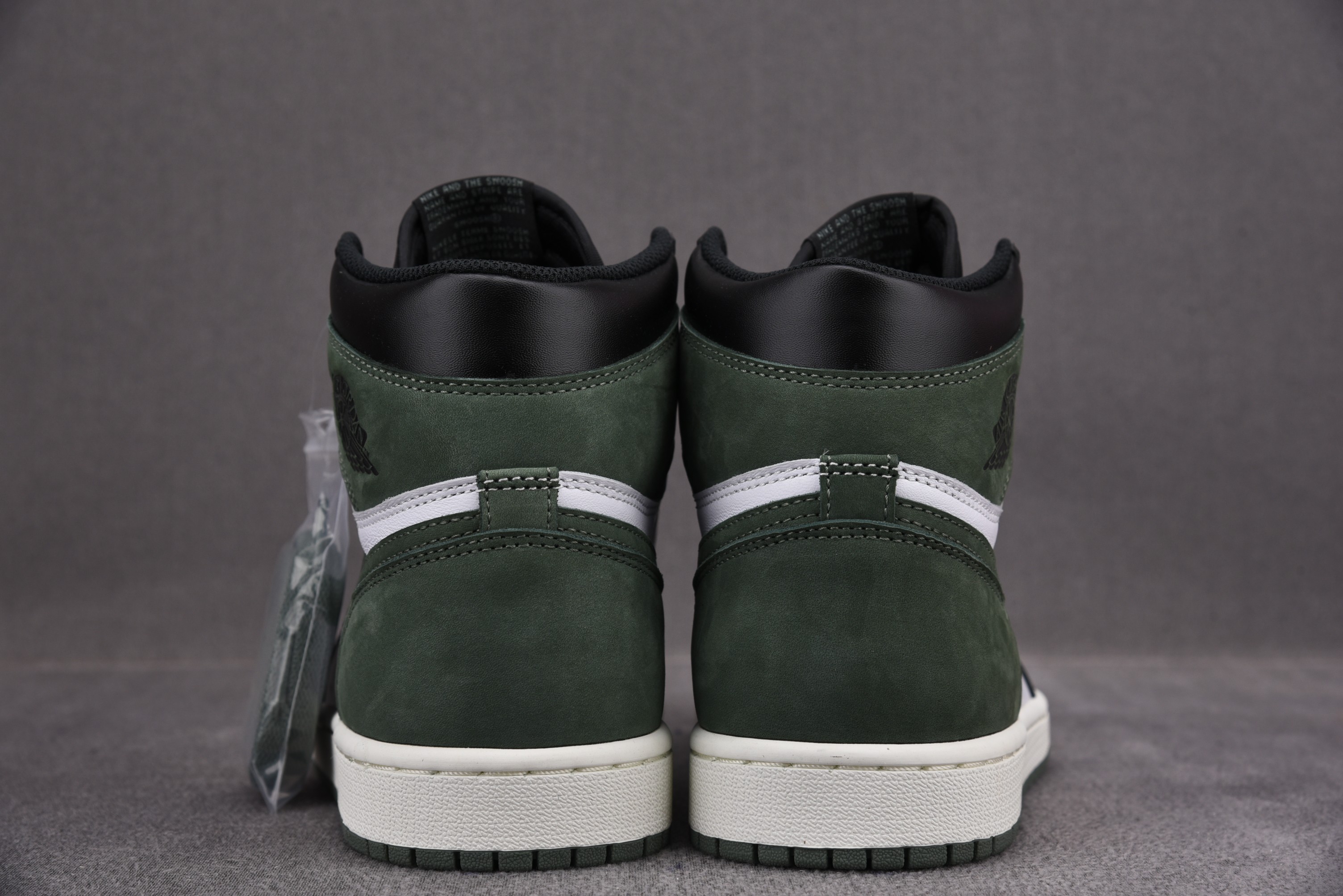 Jordan 1 Retro High Clay Green