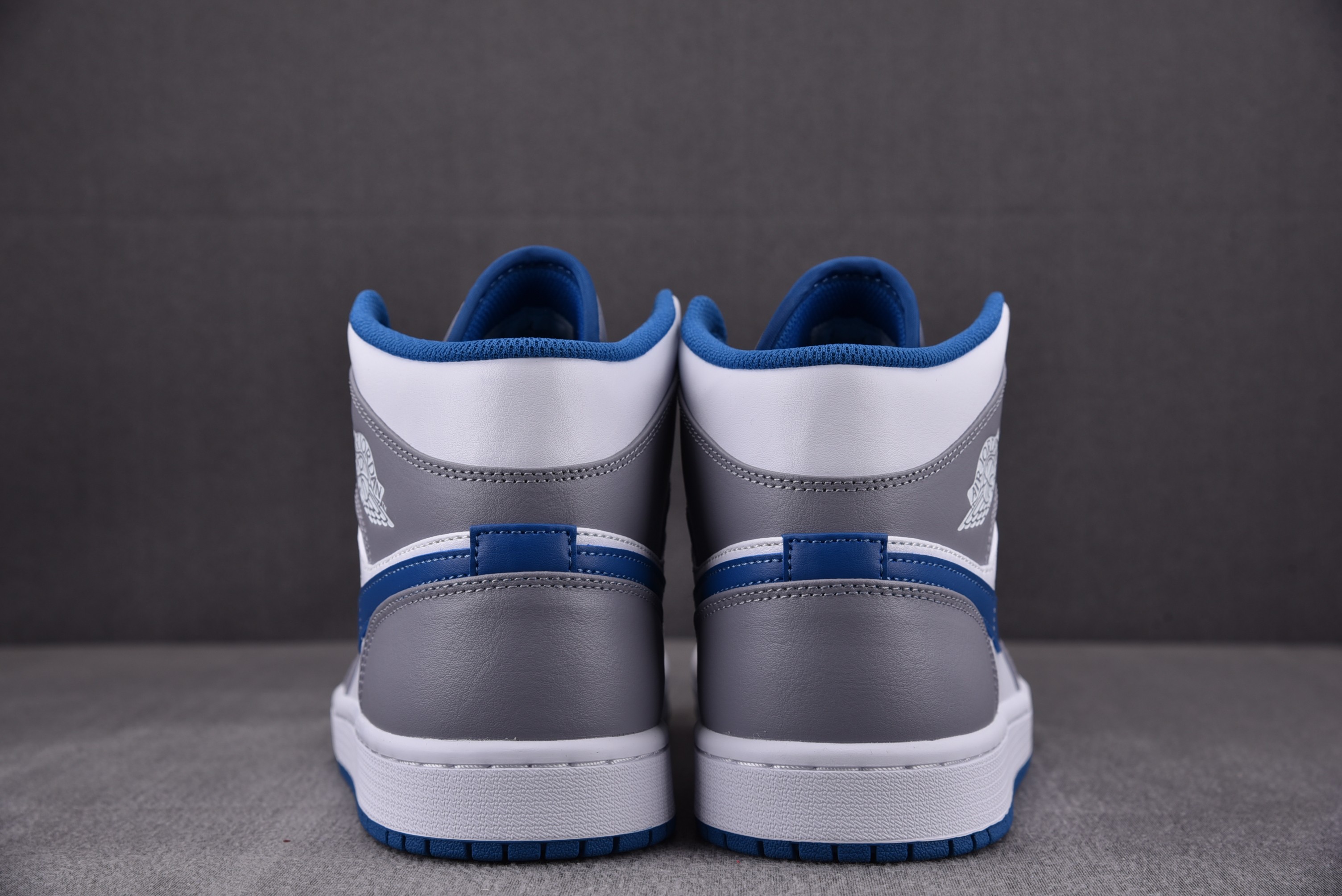 Jordan 1 Mid True Blue