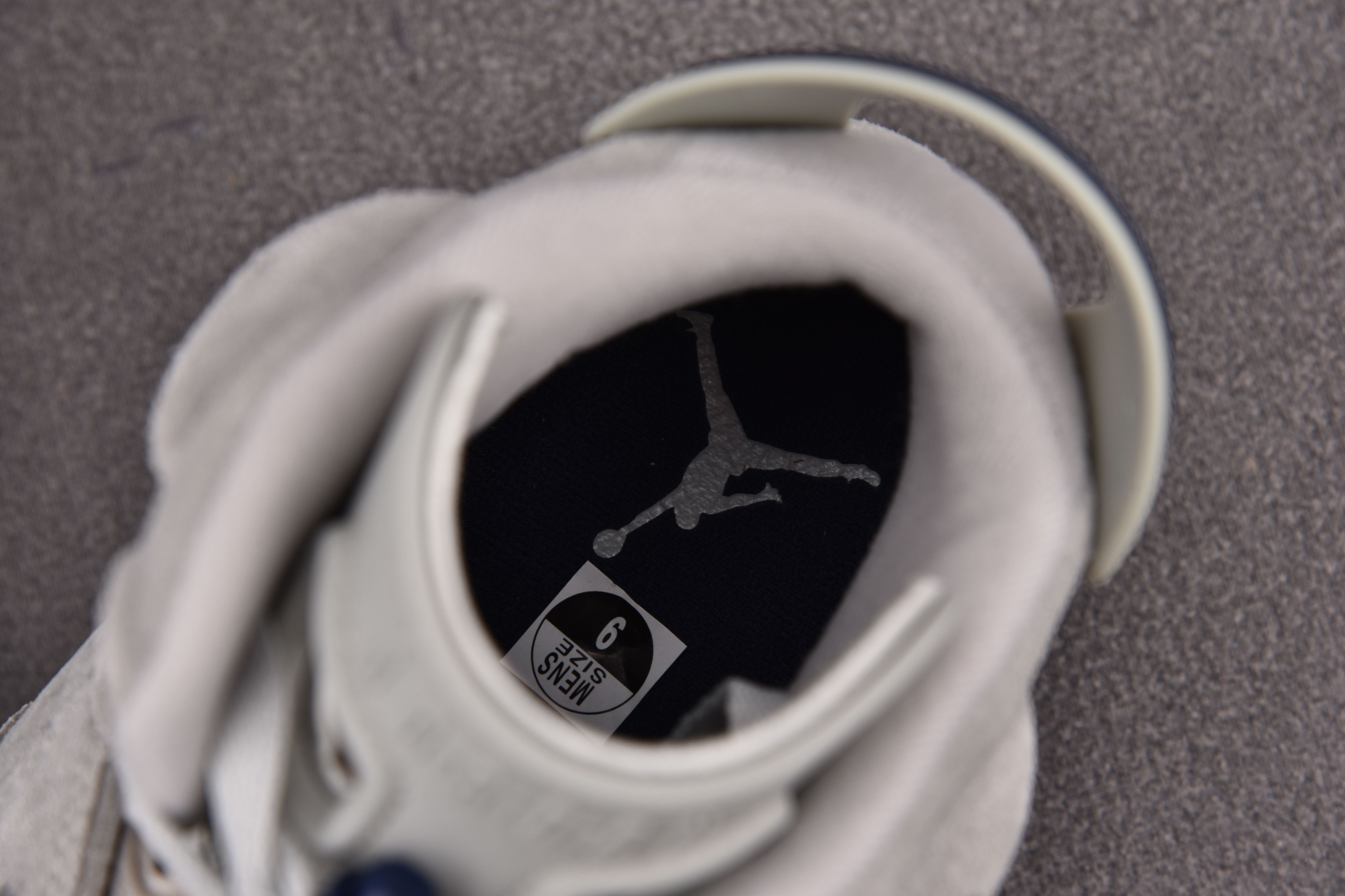 Air Jordan 6 Georgetown