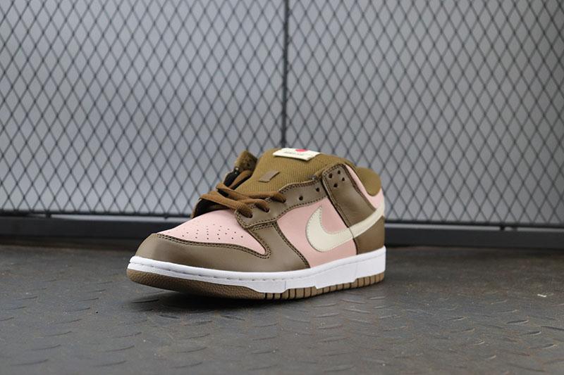 Nike Dunk SB Low Stussy Cherry