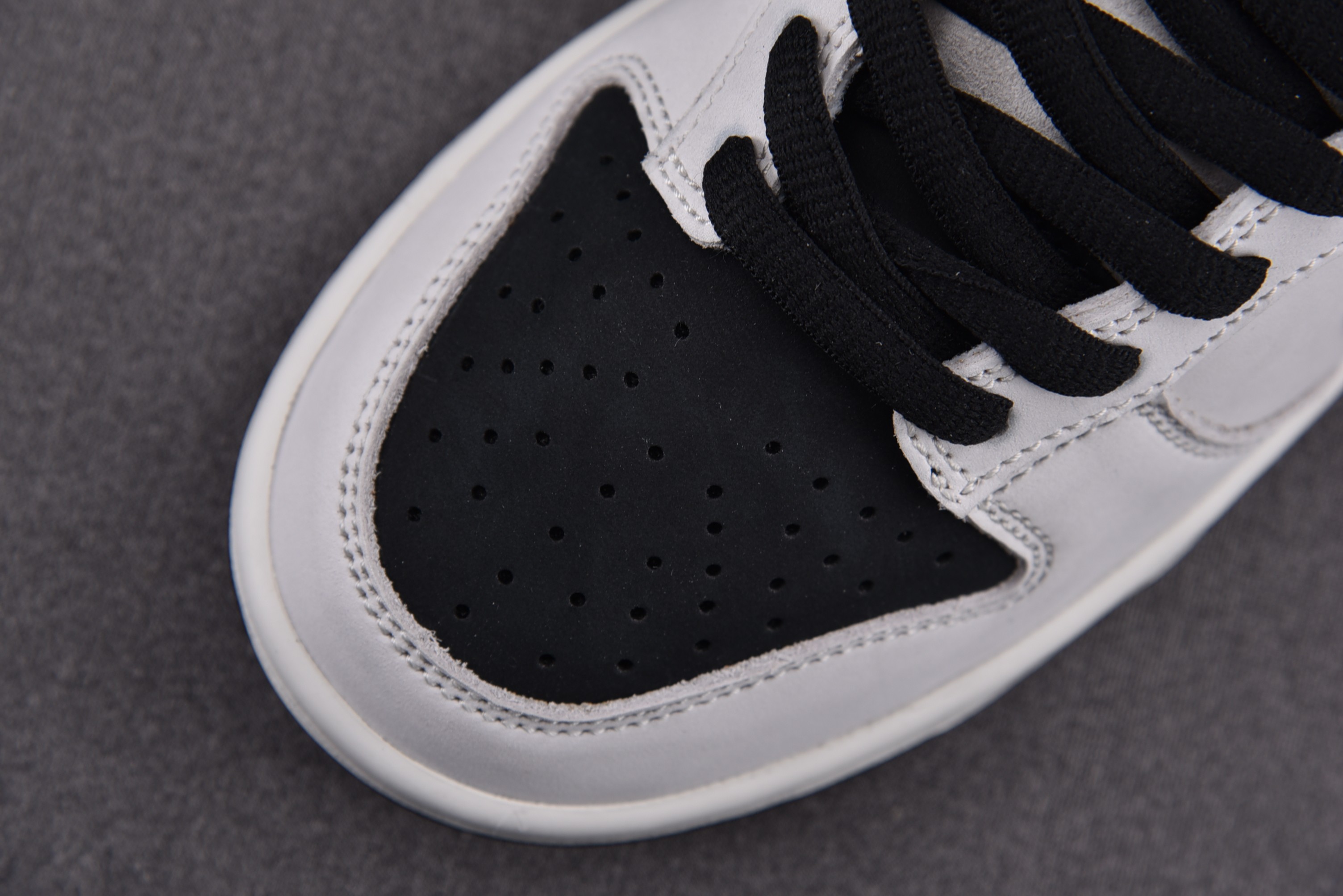 Nike SB Dunk Low INITIAL D/Toyota AE86