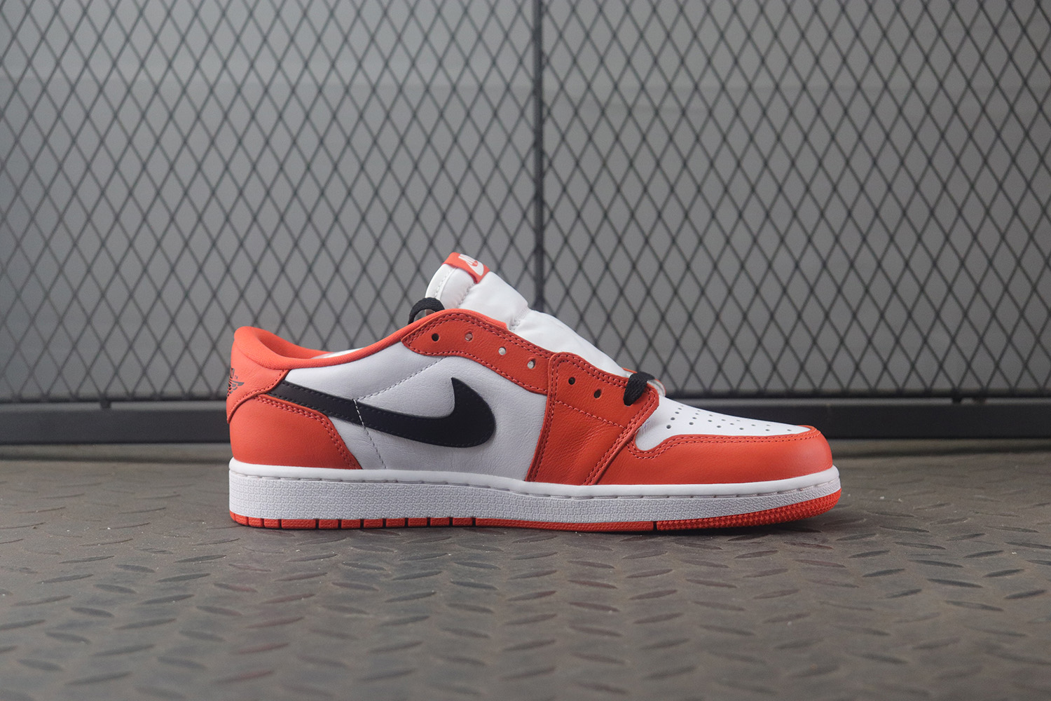 Jordan 1 Low Starfish