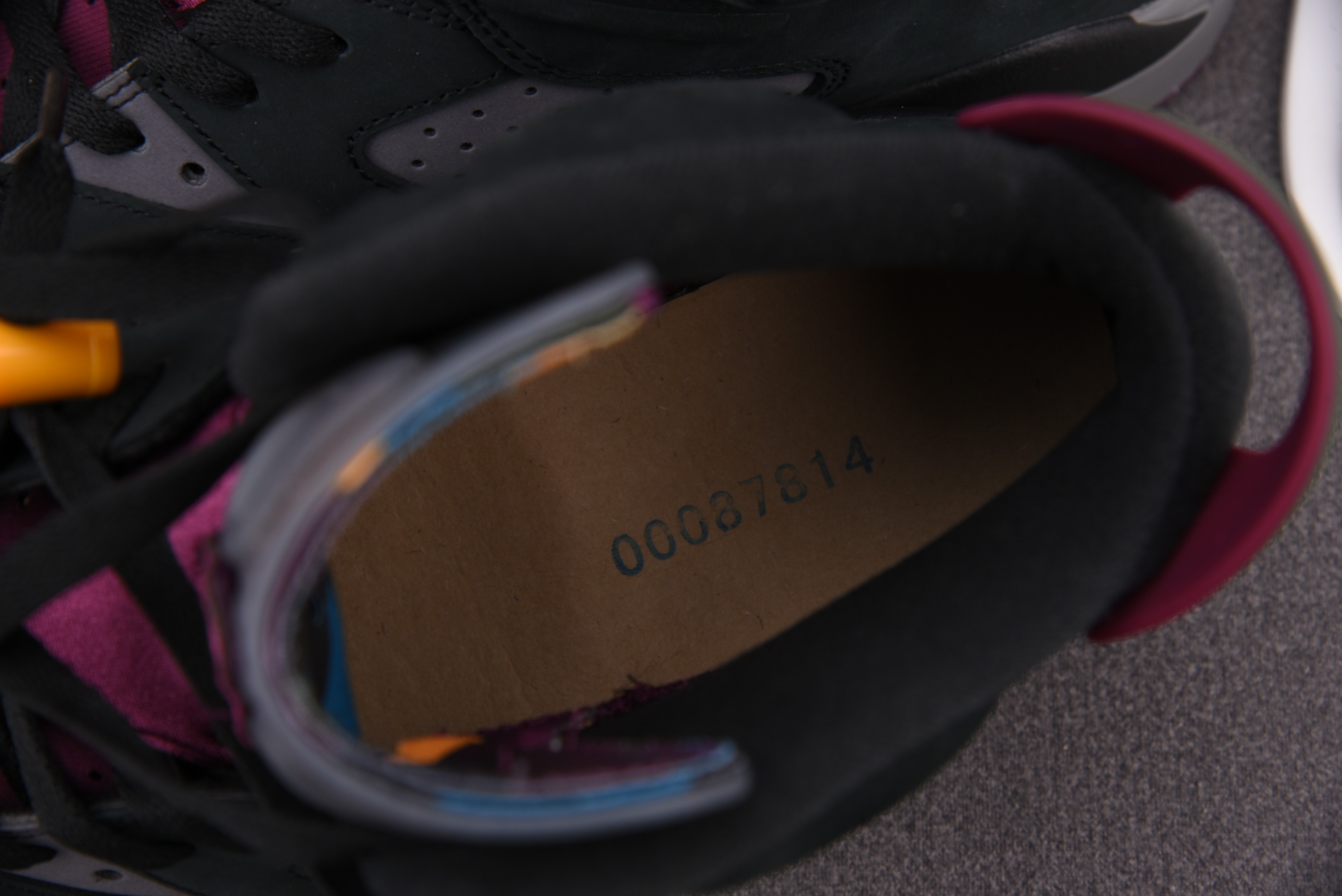 Jordan 6 Retro Bordeaux