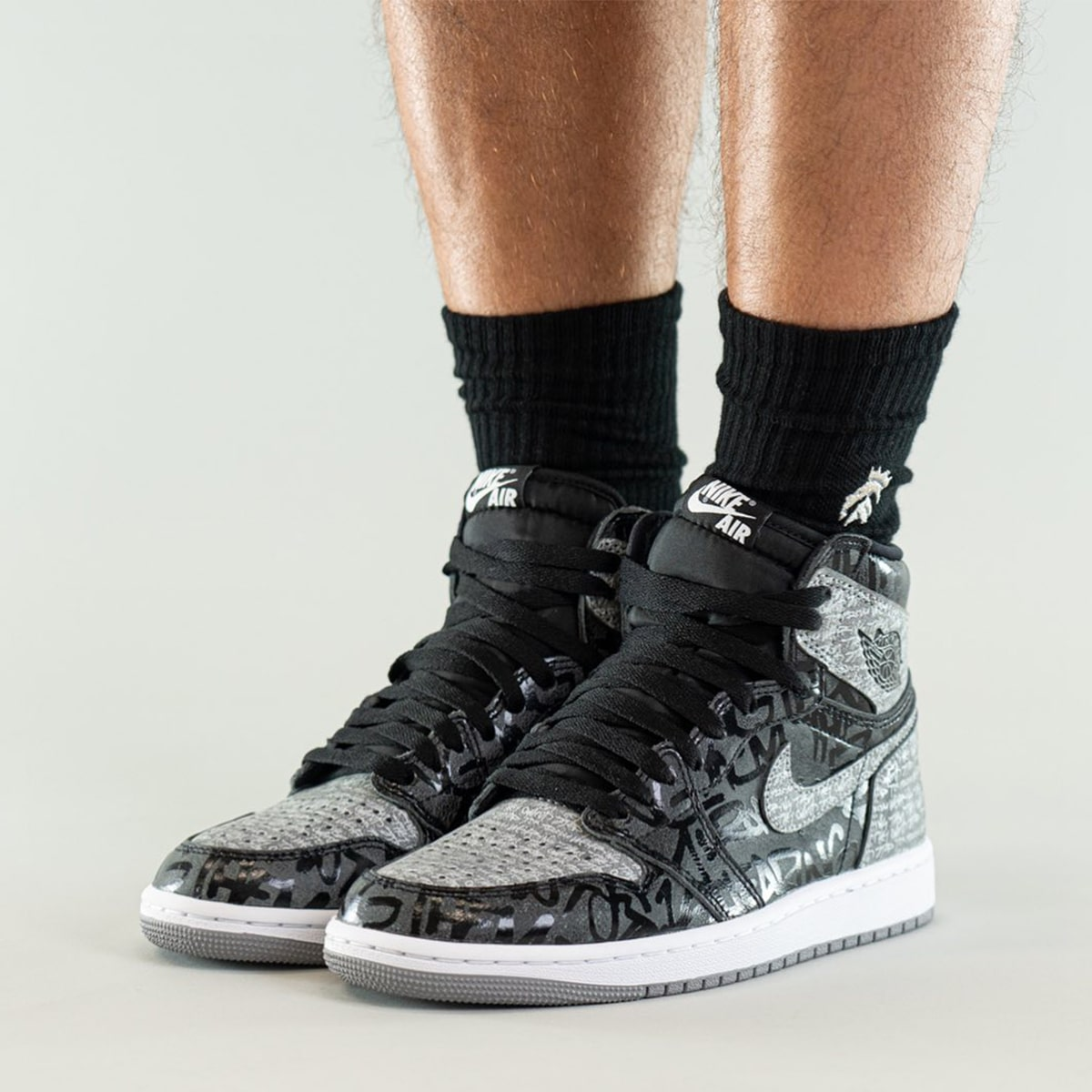 Jordan 1 Retro High OG Rebellionaire