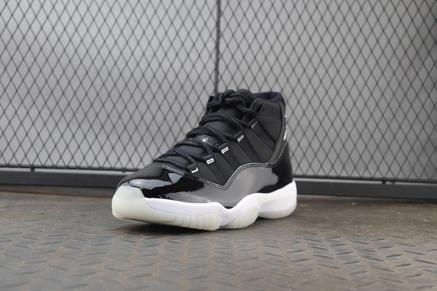 Jordan 11 Retro Black Clear/Jubilee