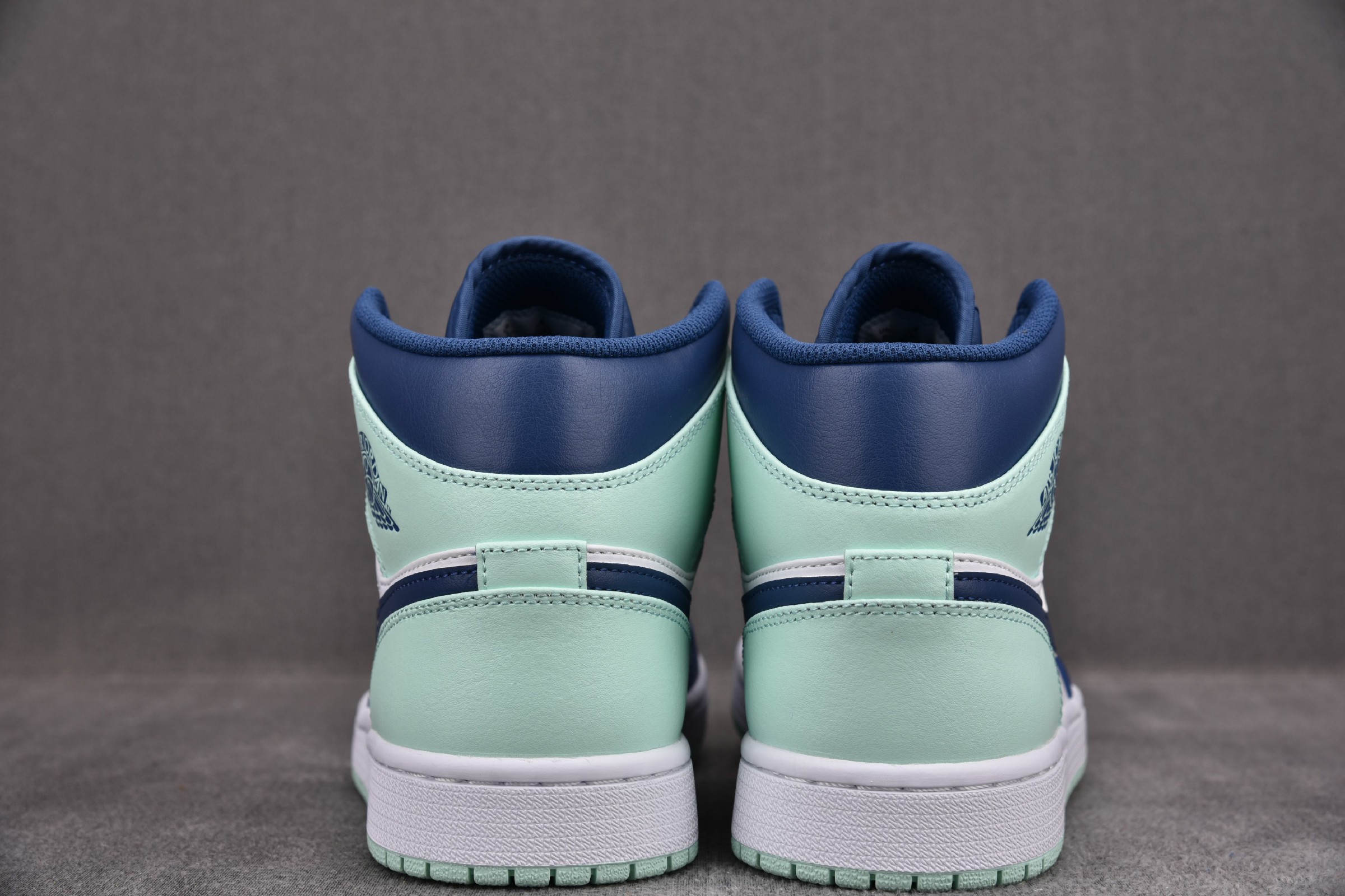 Jordan 1 Mid Mystic Navy Mint Foam / Blue Mint