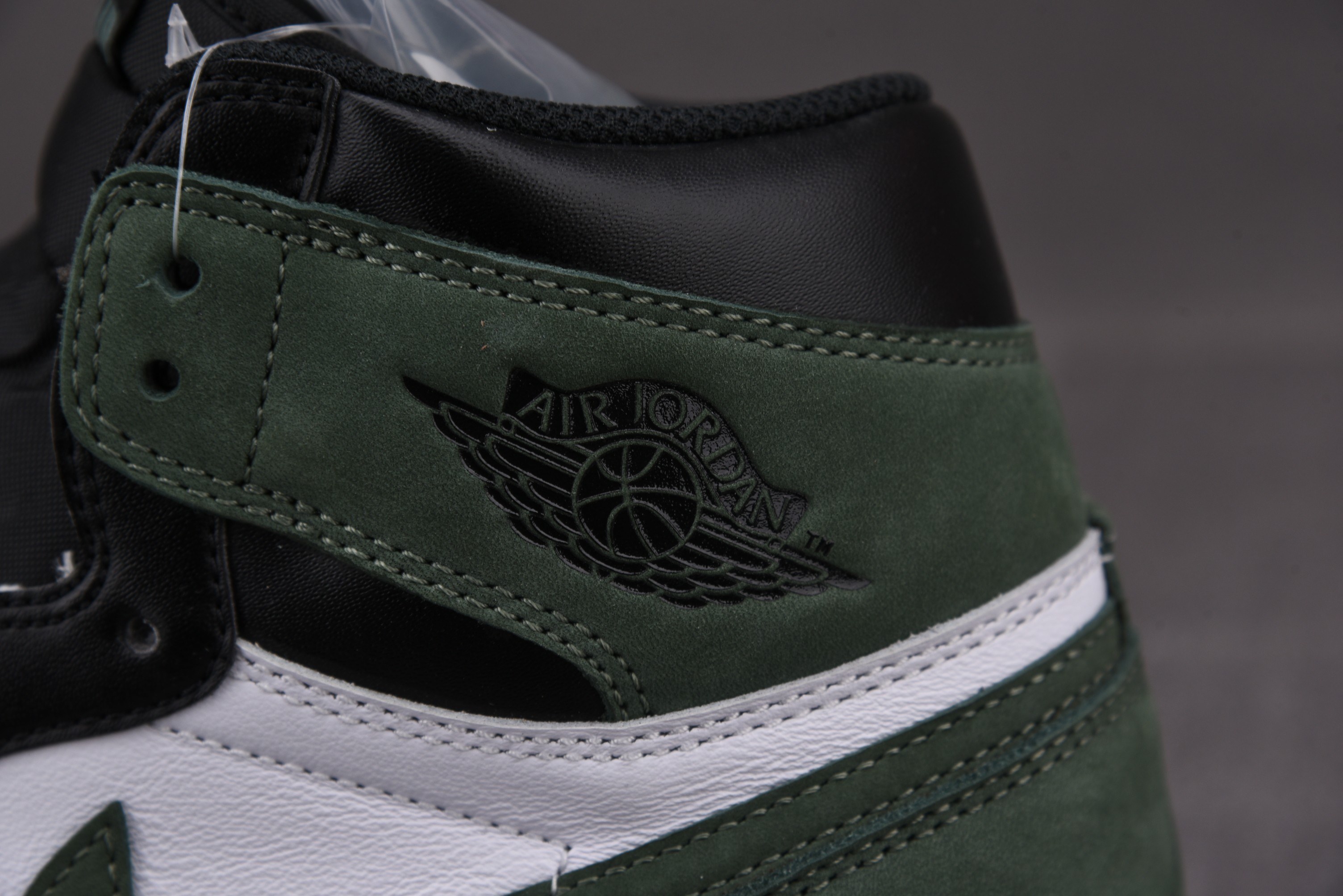 Jordan 1 Retro High Clay Green