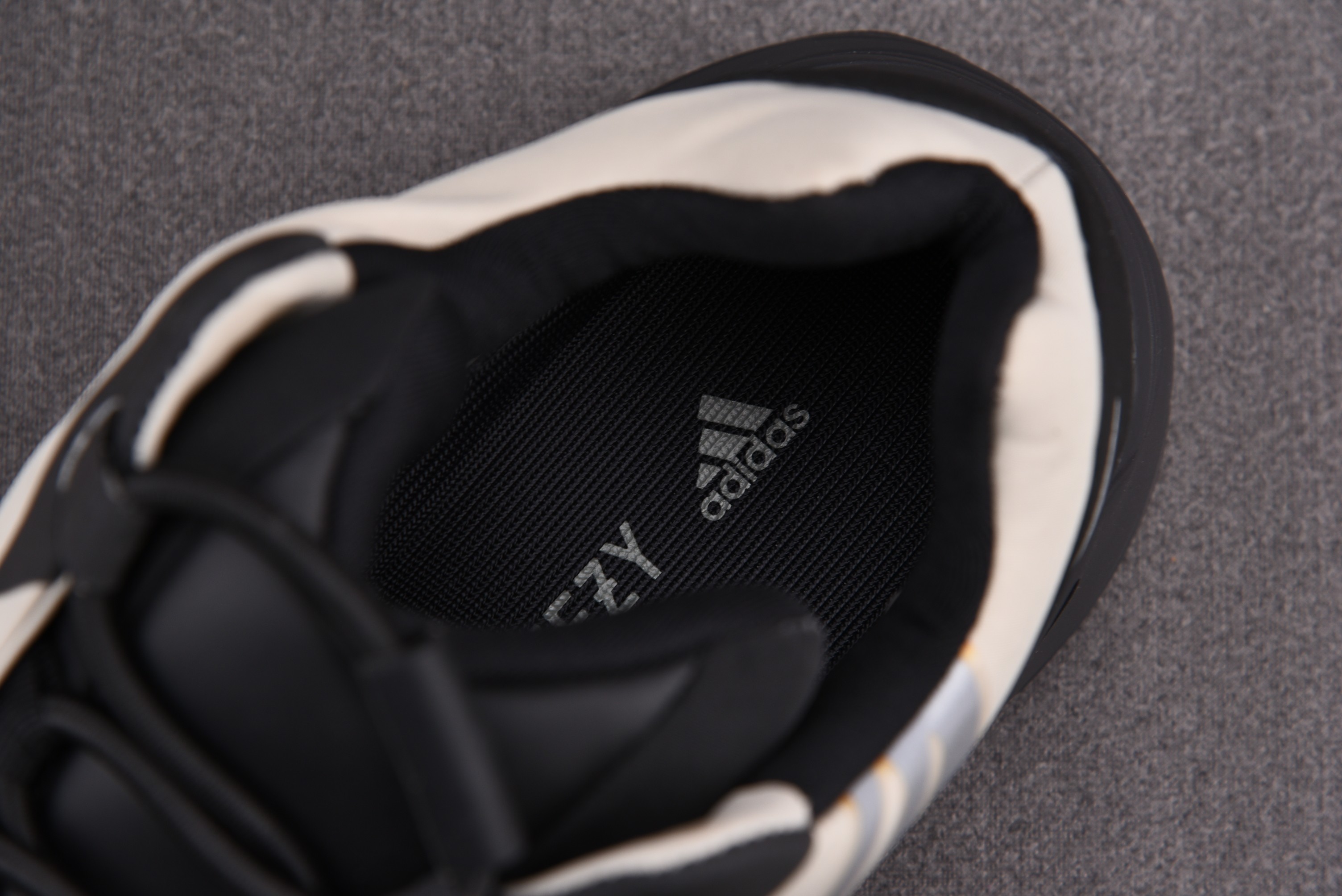 adidas Yeezy Boost 700 MNVN Bone