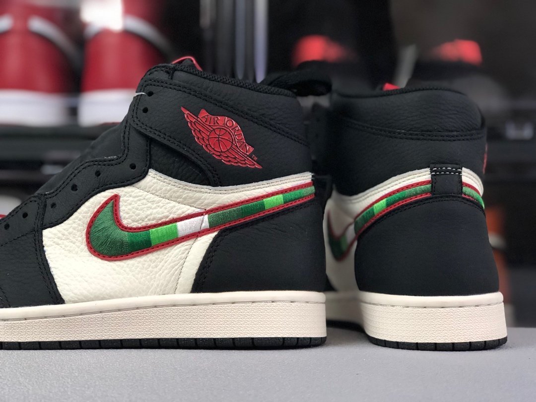 Jordan 1 Retro High OG Sports illustrated A Star is Born