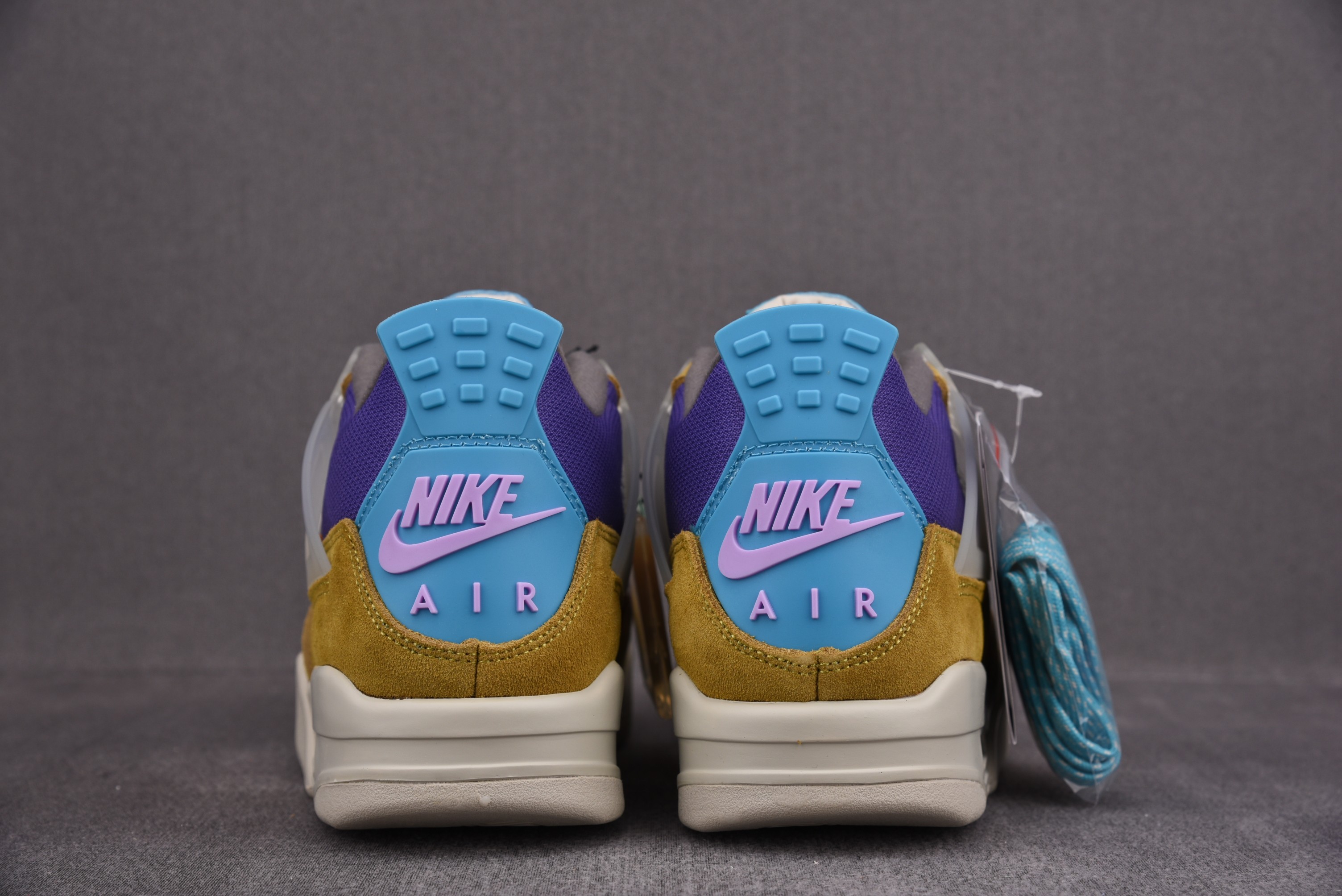 Jordan 4 Retro SP 30th Anniversary Union Desert Moss