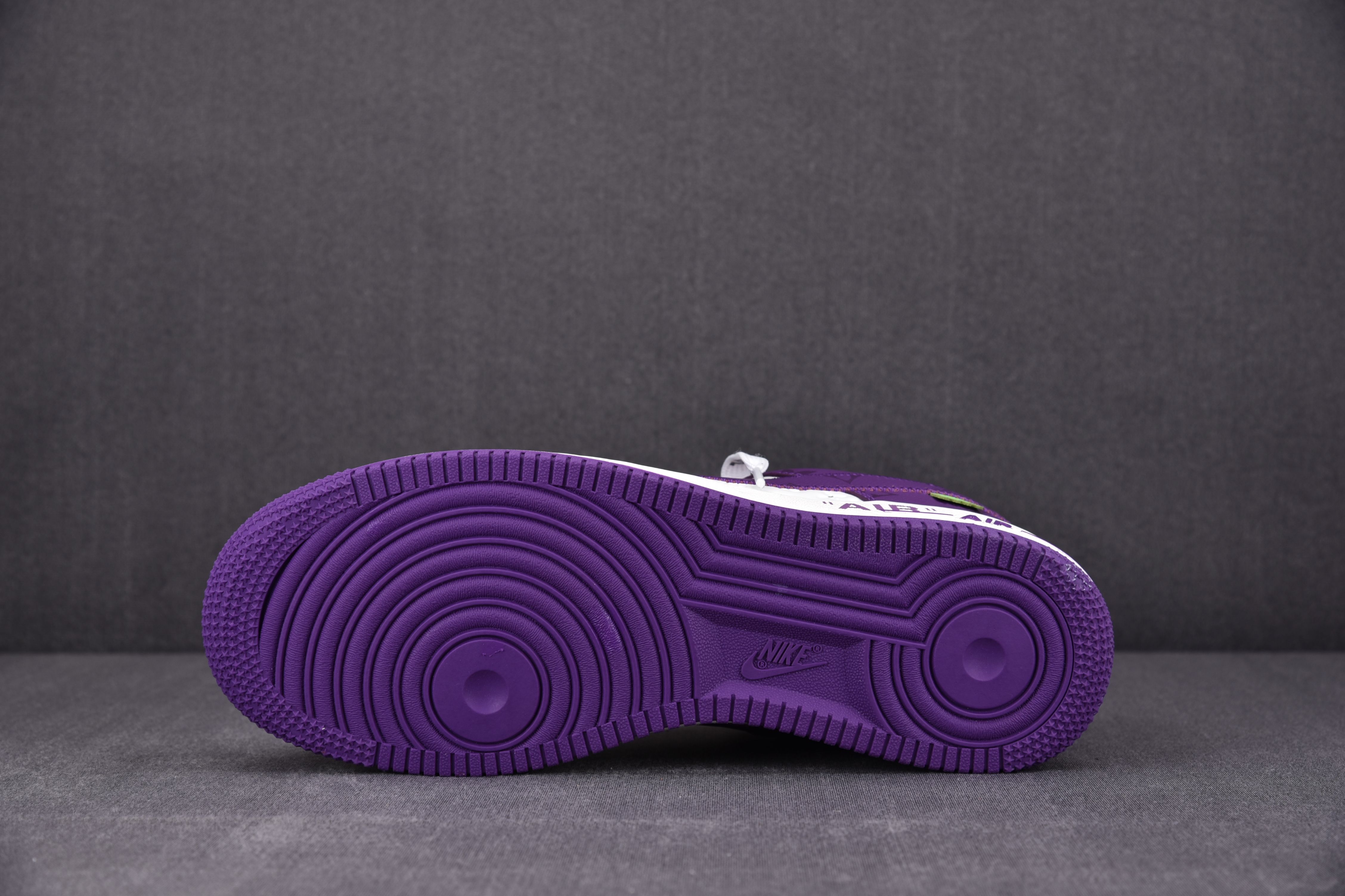 Nike Air Force 1 Low Louis Vuitton Royal Purple (Be careful about the size!!)