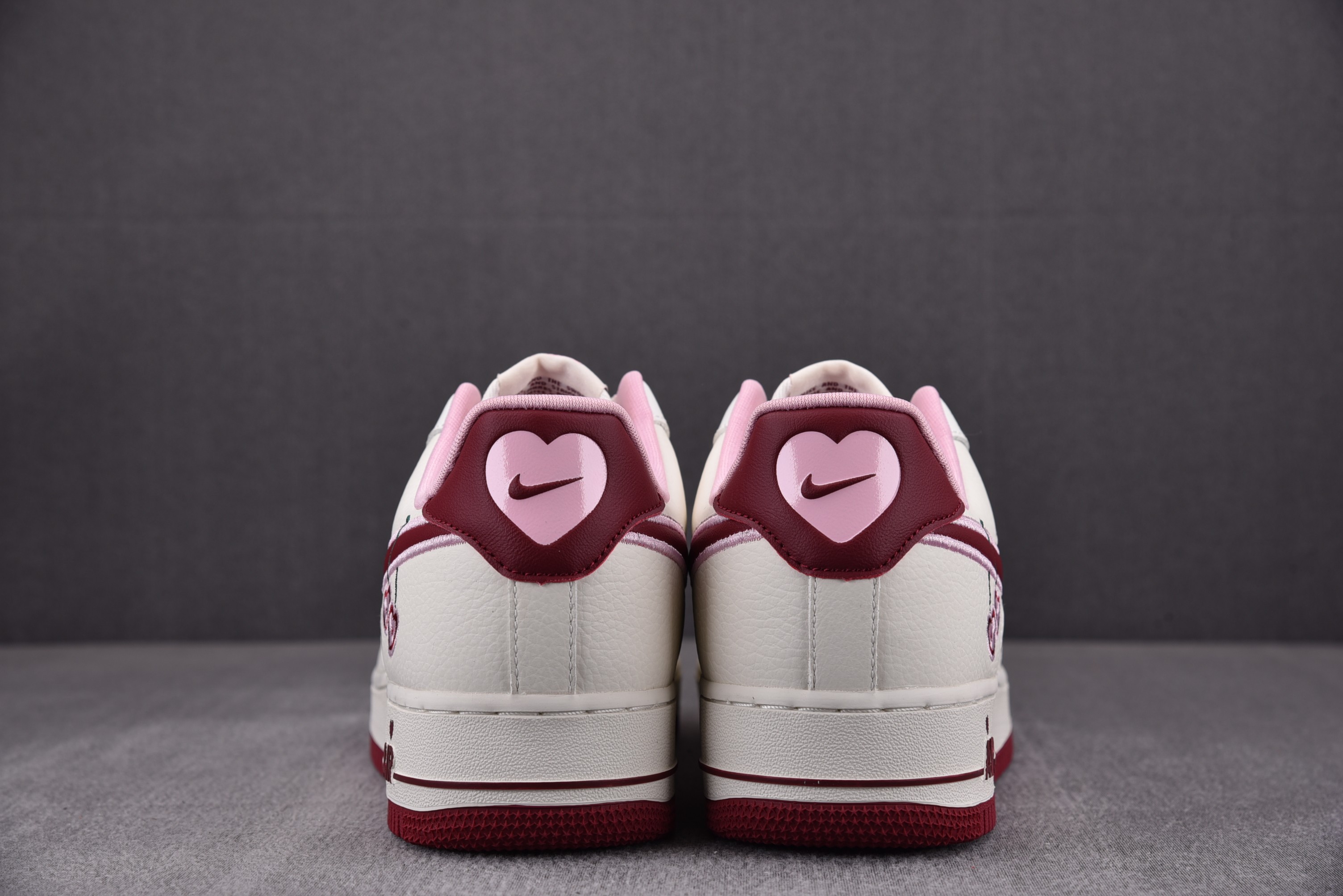 Nike Air Force 1 Low ValentineÕs Day (2023)