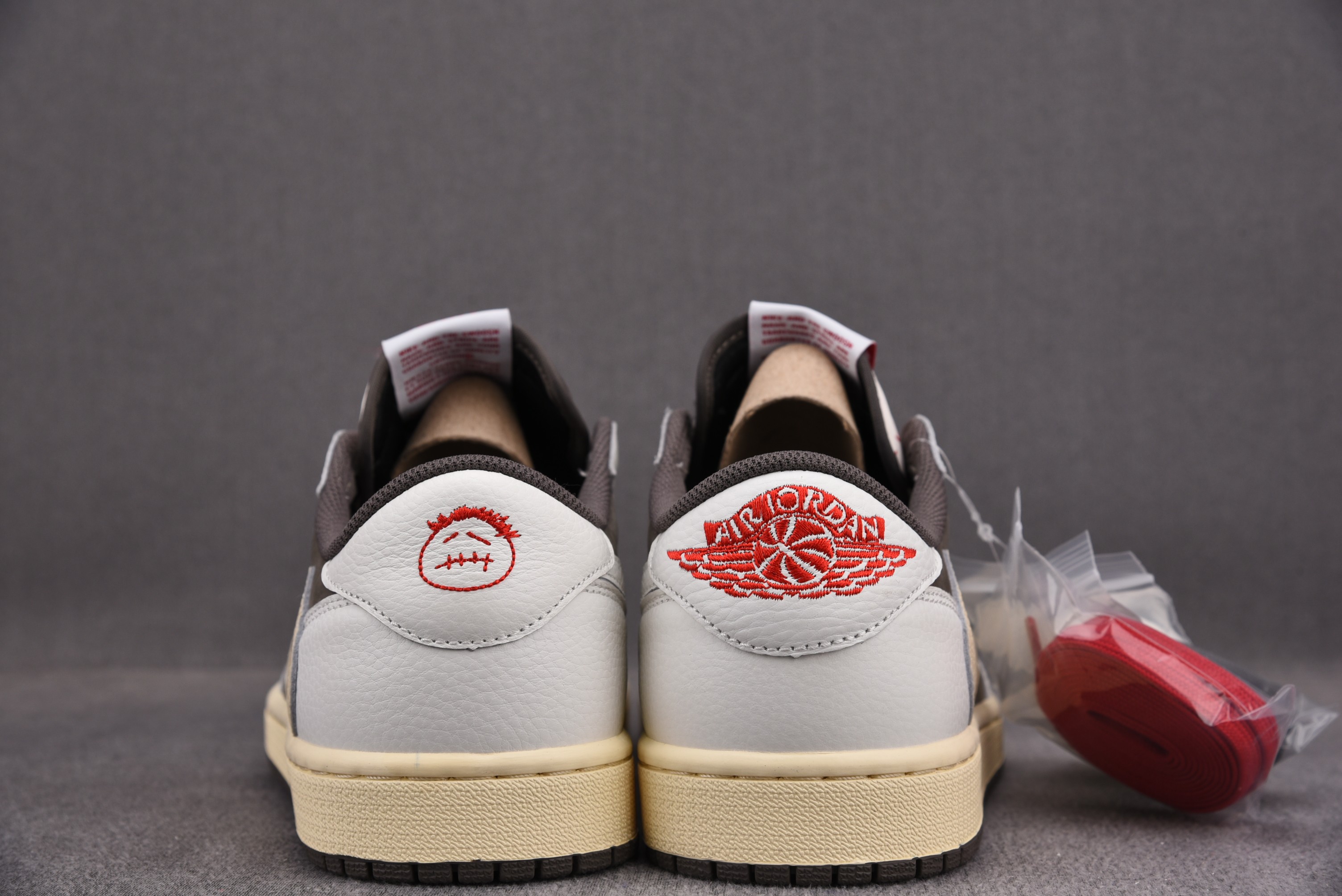 Jordan 1 Retro Low OG SP Travis Scott Reverse Mocha