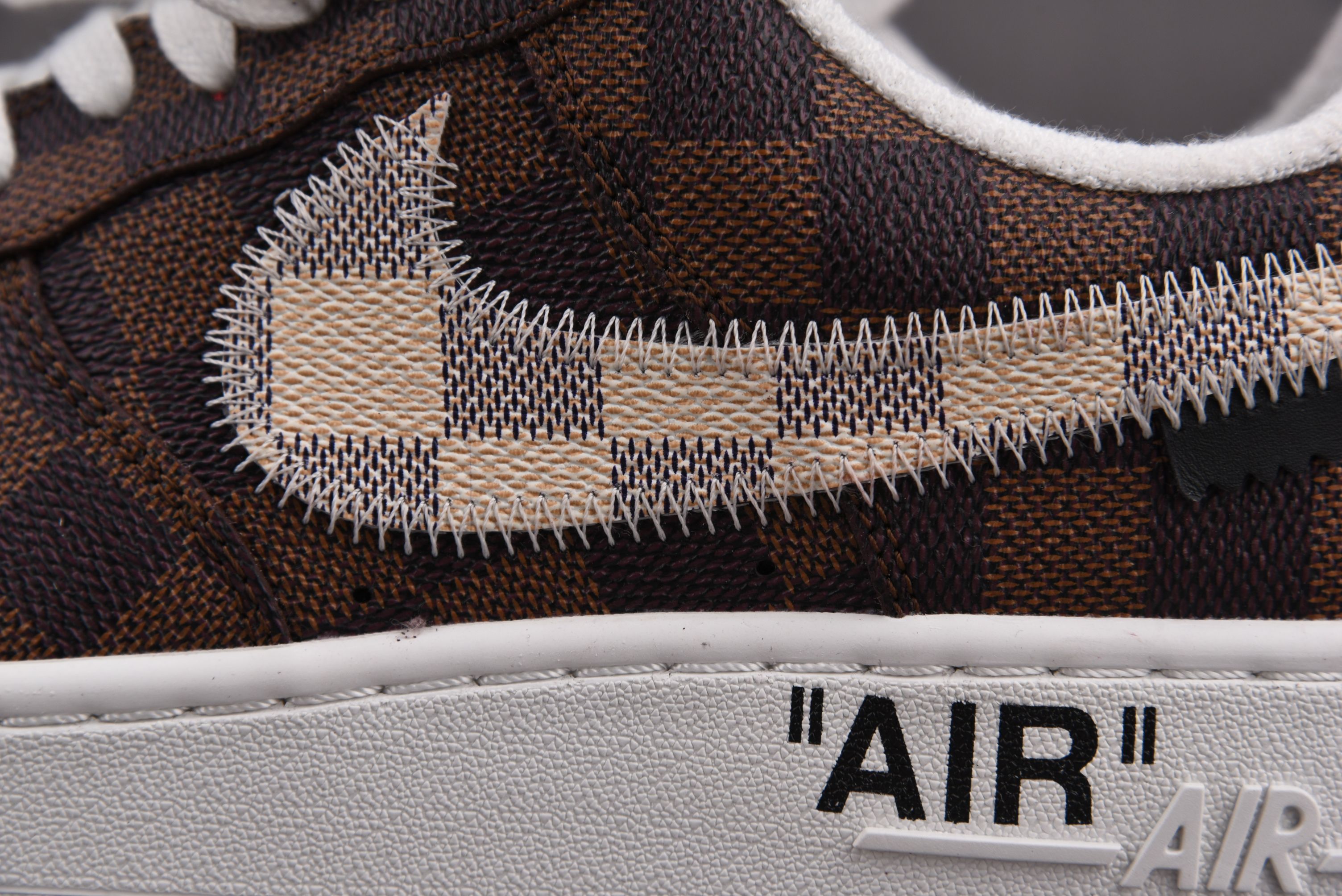 Nike Air Force 1 Low Louis Vuitton Monogram Brown Damier Azur (Be careful about the size!!)