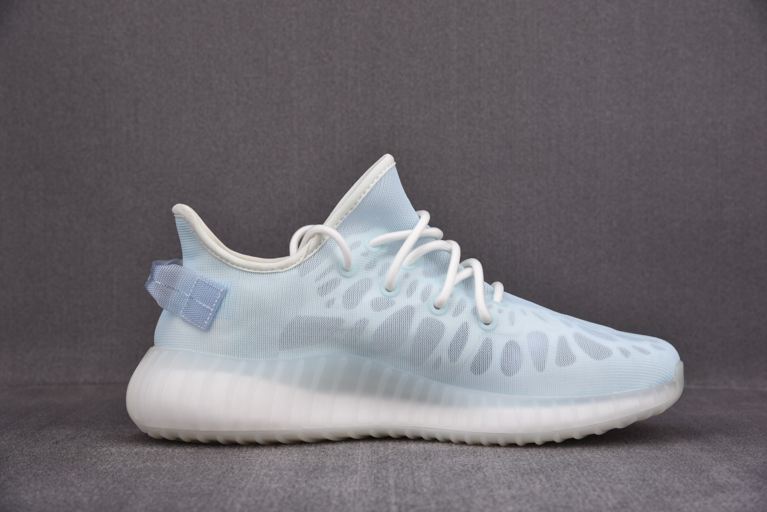 adidas Yeezy Boost 350 V2 Mono Ice