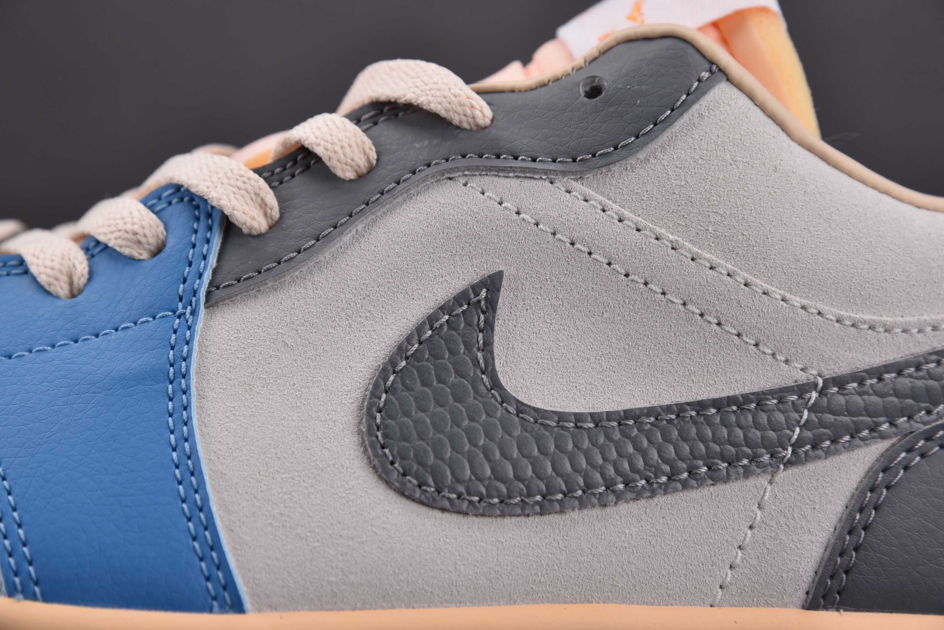 Jordan 1 Low Vintage UNC Grey