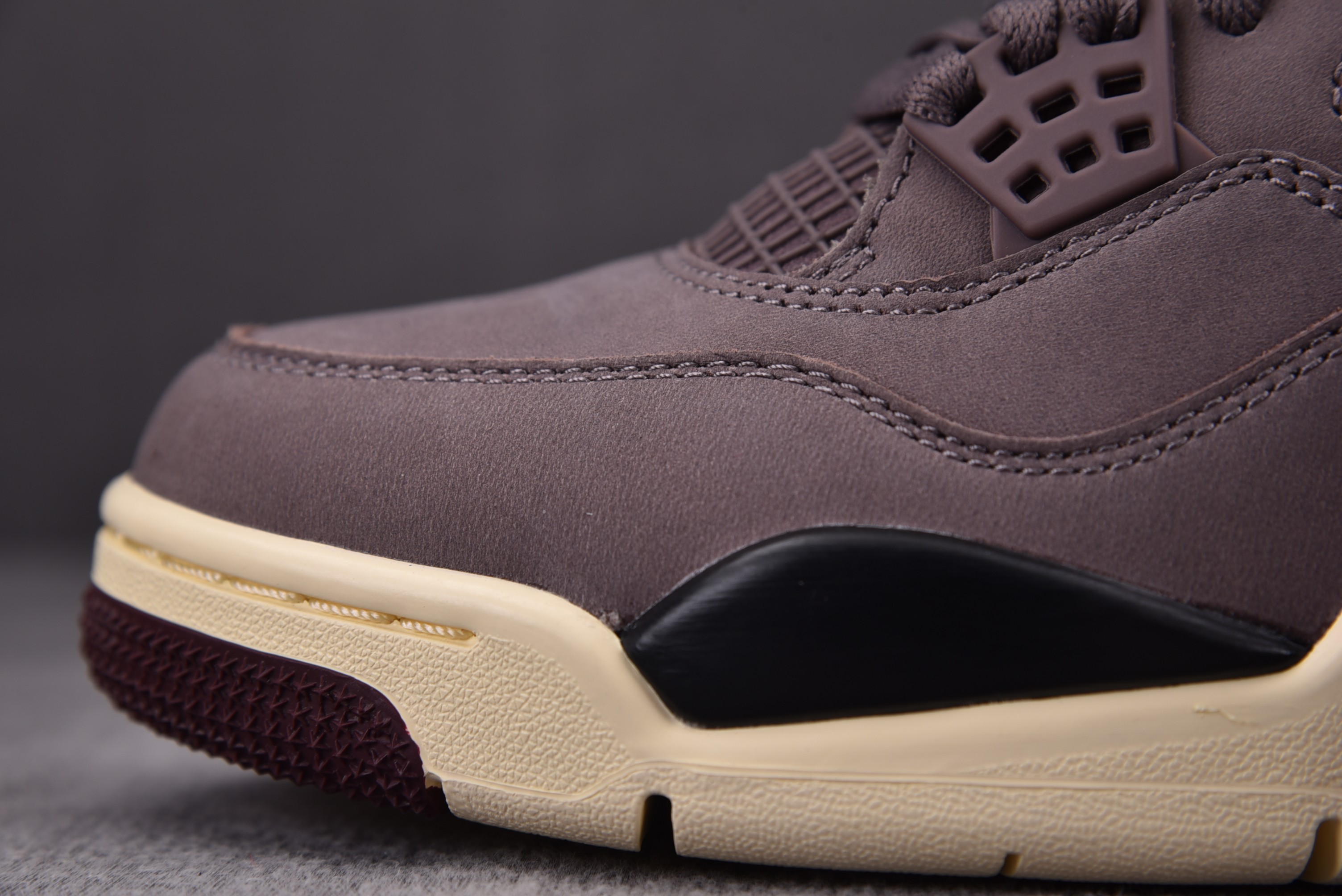 Jordan 4 Retro A Ma Maniére Violet Ore