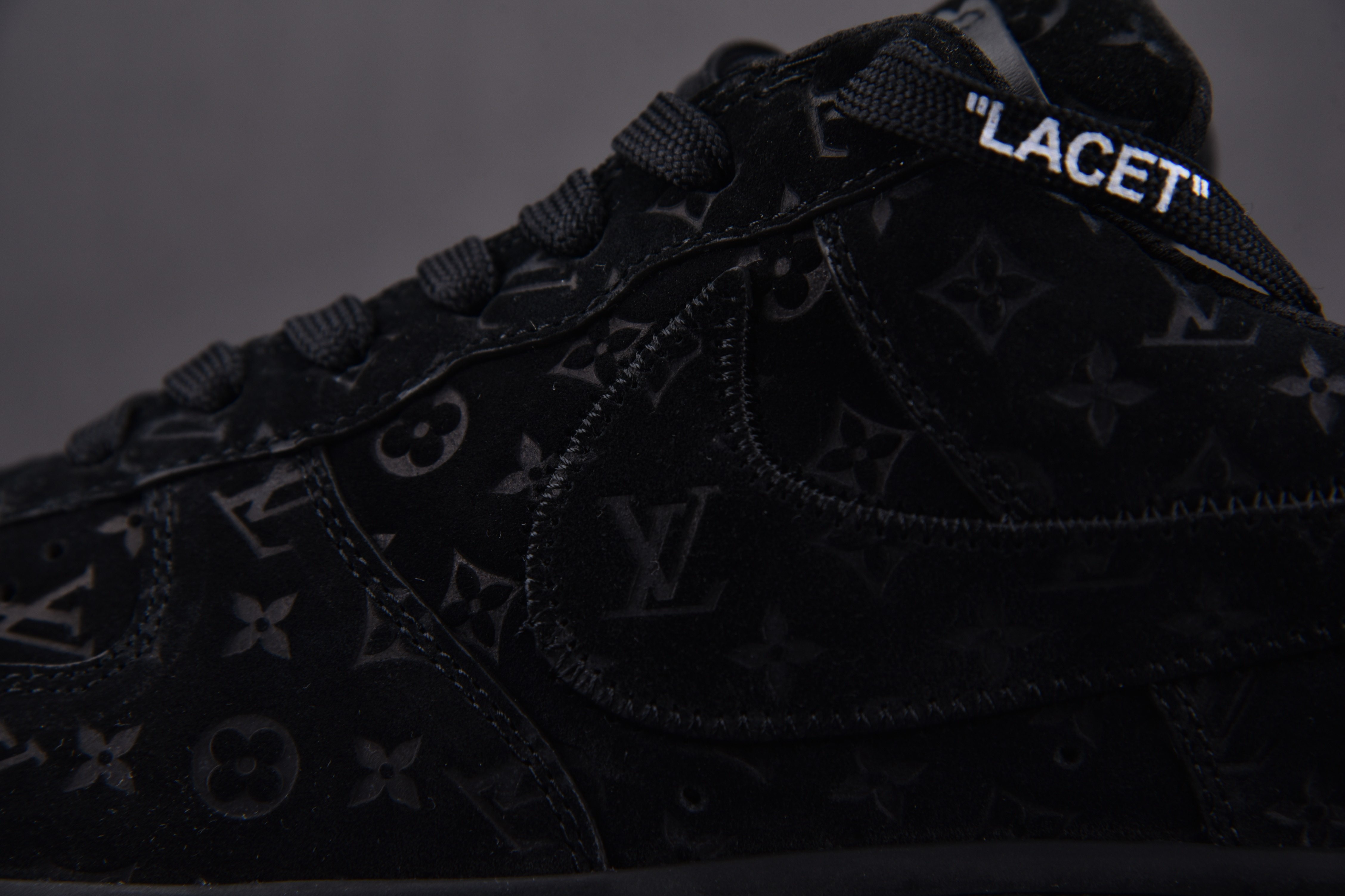 Nike Air Force 1 Low Louis Vuitton Royal Black (Be careful about the size!!)