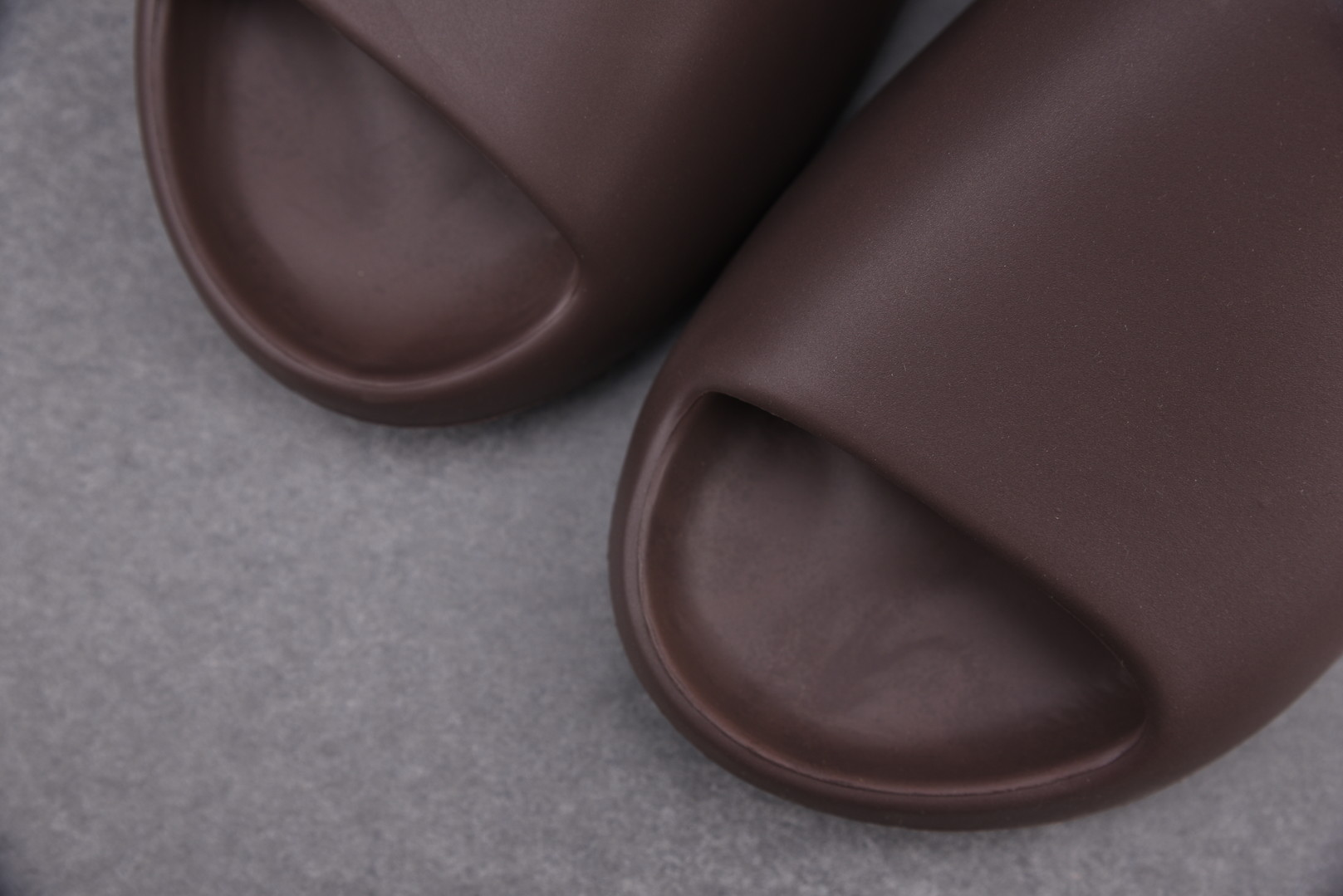 Yeezy Slide Soot (One Size Smaller!!)