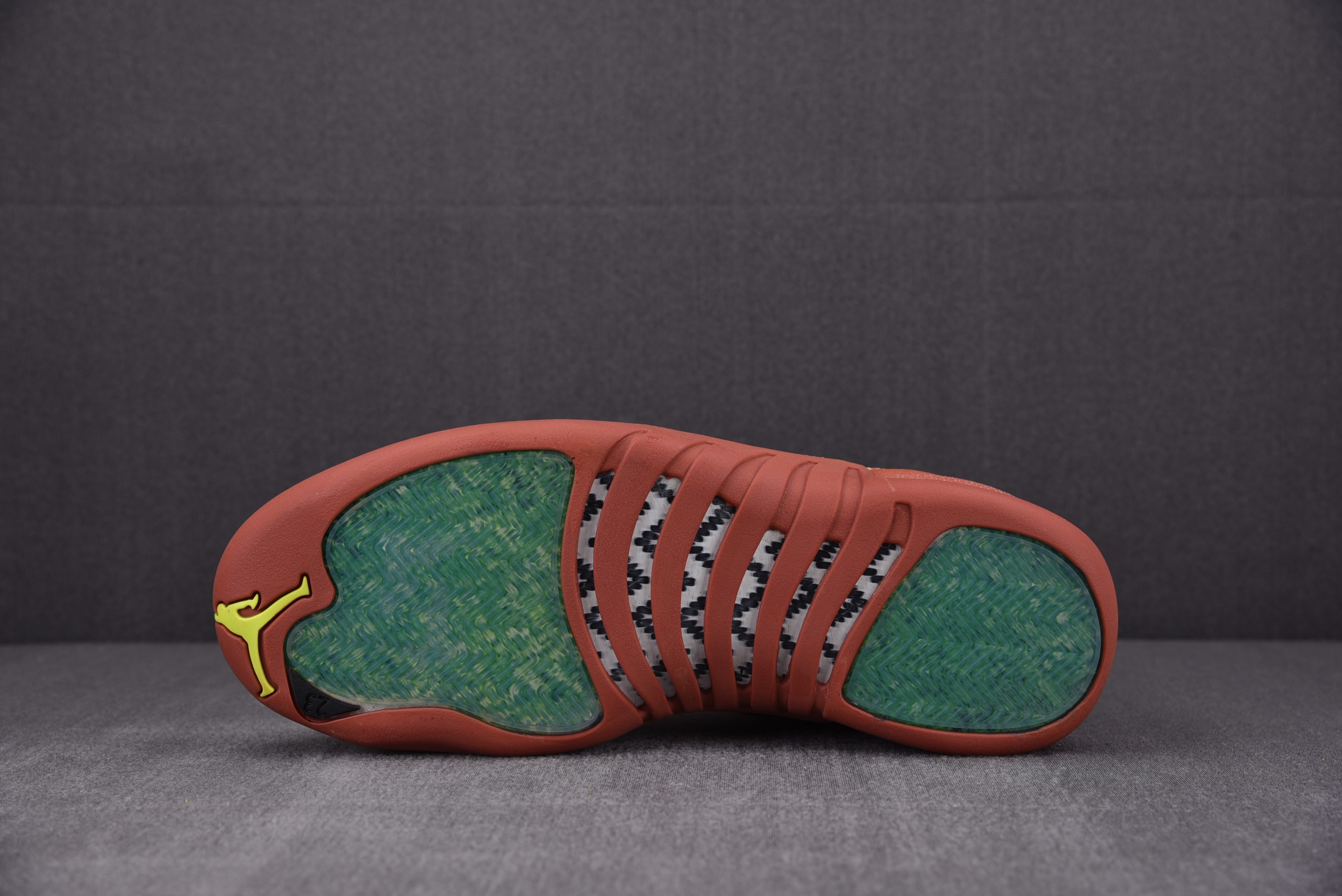 Jordan 12 Retro Eastside Golf