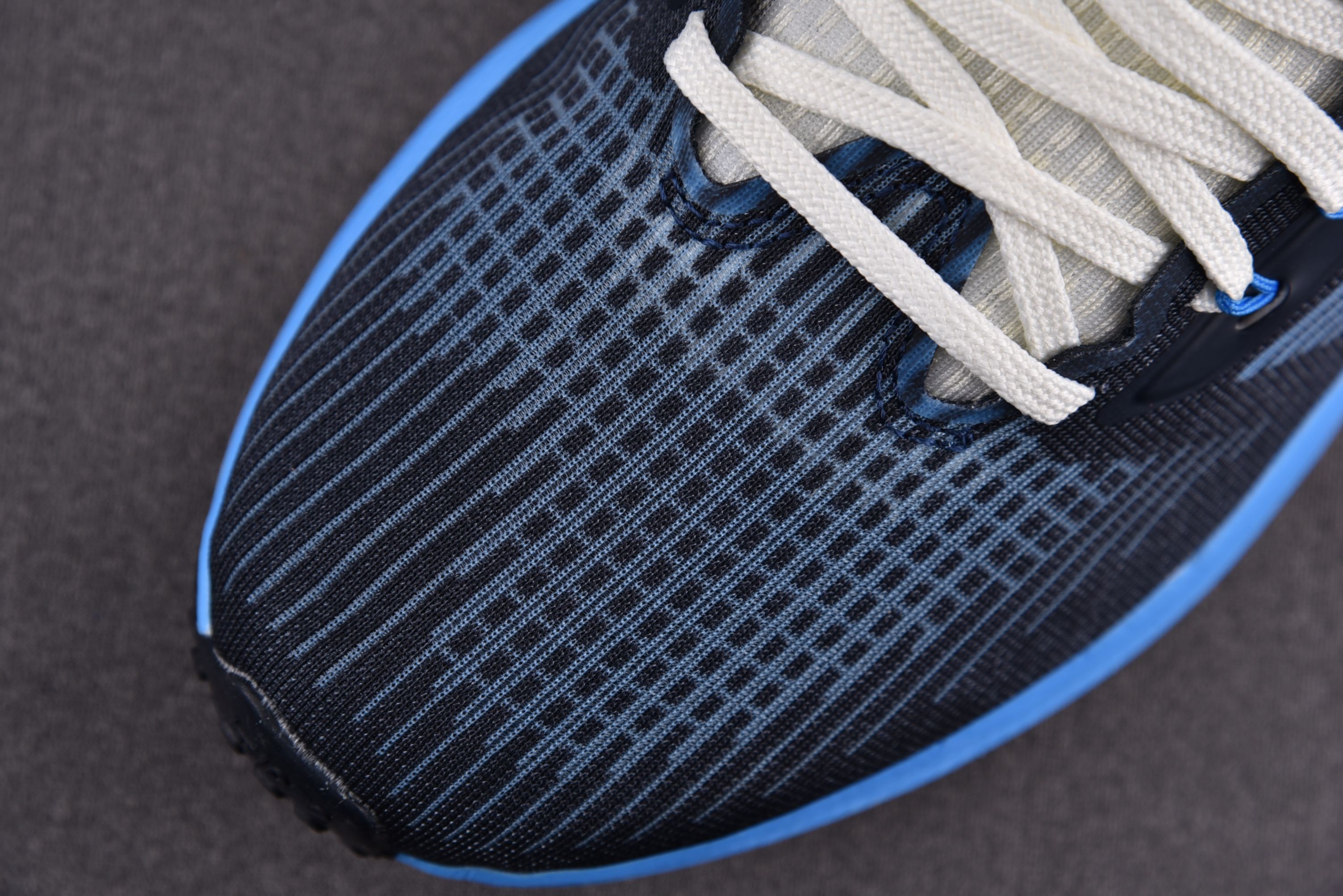 Nike Air Zoom Pegasus 39 Premium Obsidian Yellow