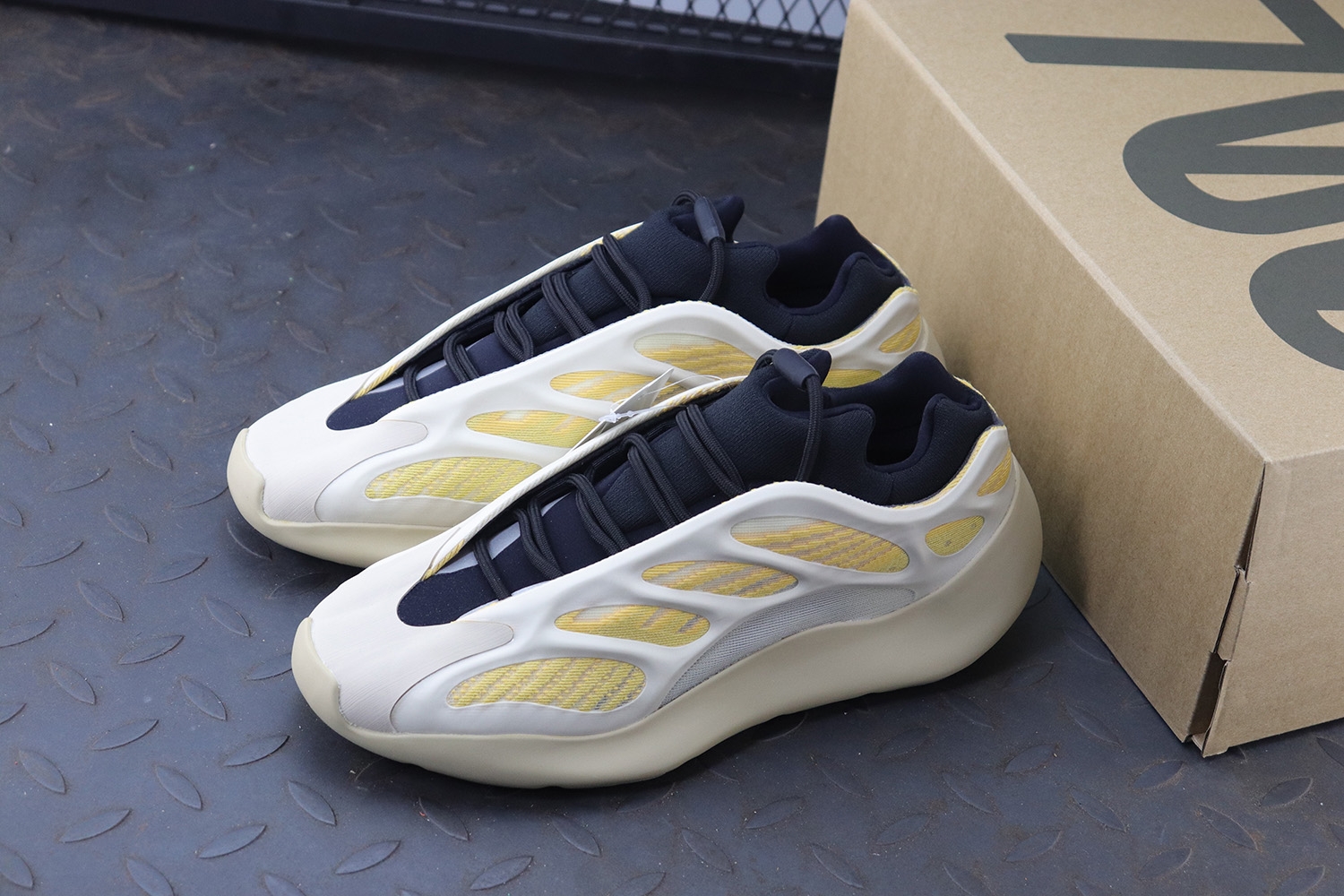 Yeezy 700 V3 Safflower