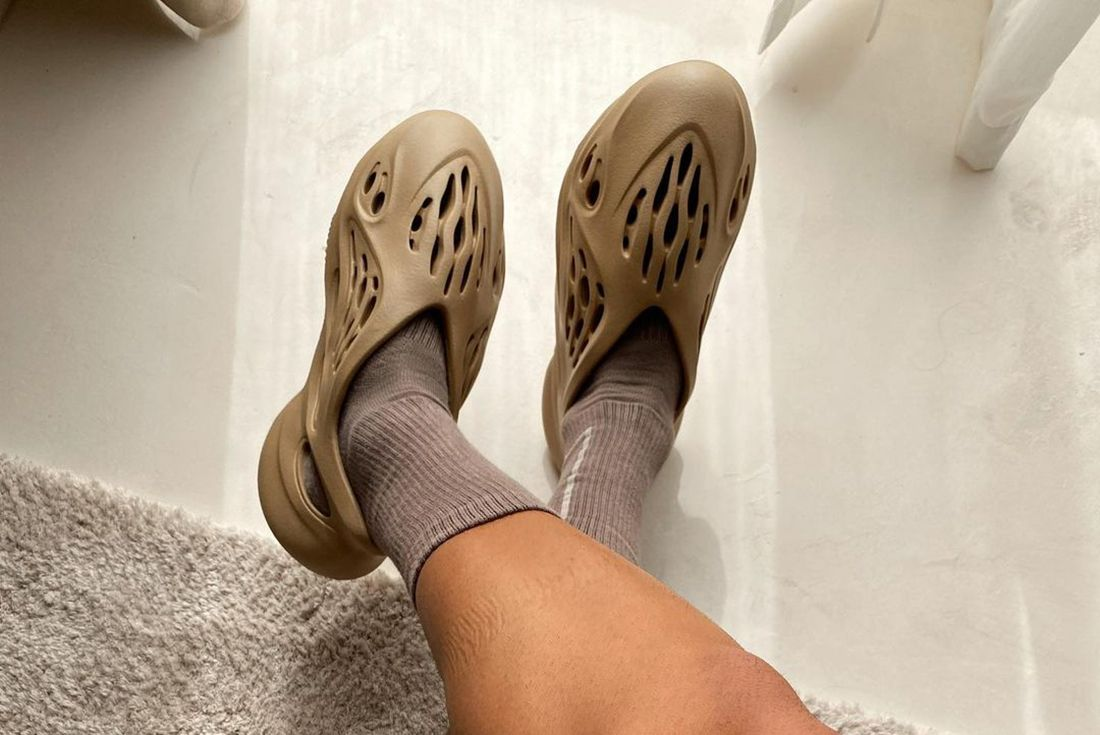 adidas Yeezy Foam RNNR Mist