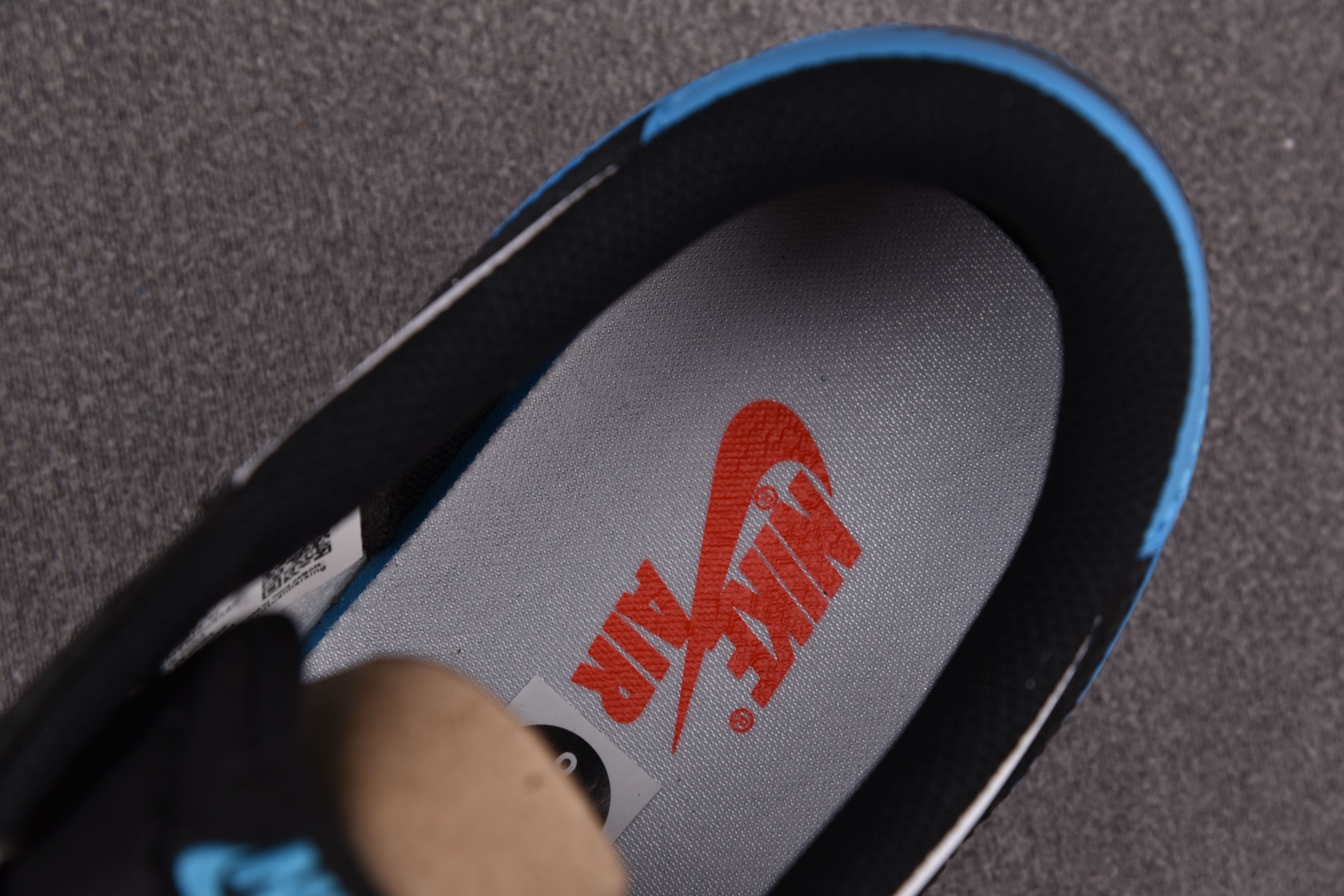 Jordan 1 Retro Low OG UNC