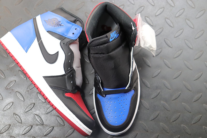 Jordan 1 Retro High Top 3