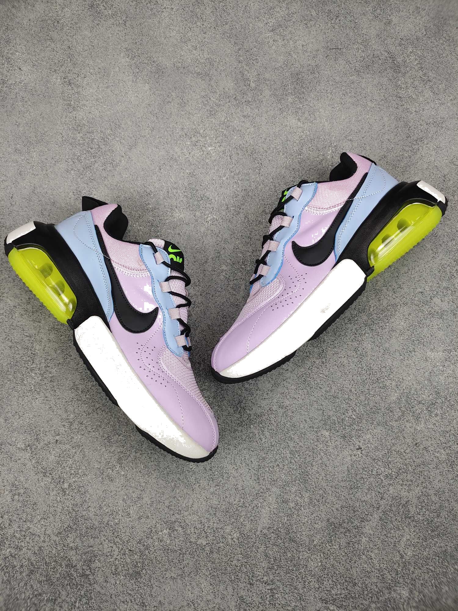 Nike Air Max Verona CK7200-500 Dames Schoenen