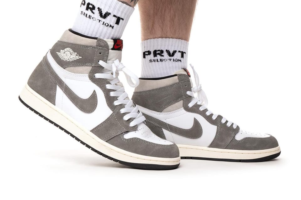 Jordan 1 Retro High OG Washed Black