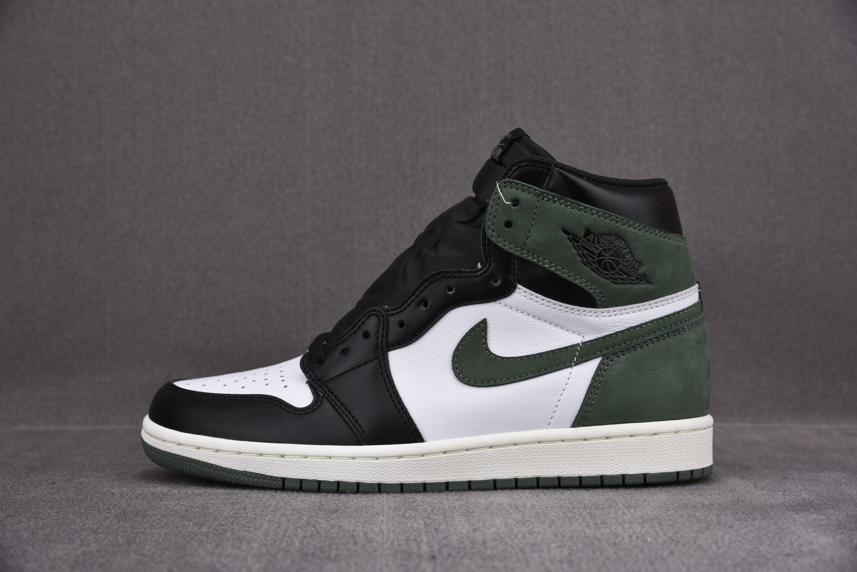 Jordan 1 Retro High Clay Green