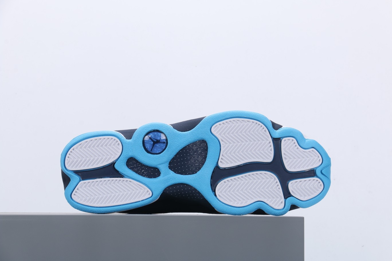 Jordan 13 Retro Obsidian Powder Blue White