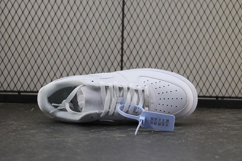 Nike Air Force 1 Low Supreme White