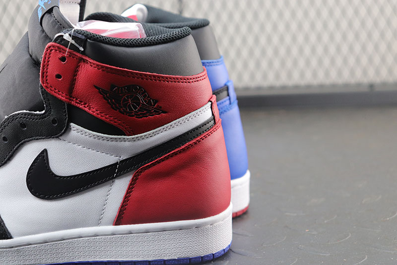 Jordan 1 Retro High Top 3