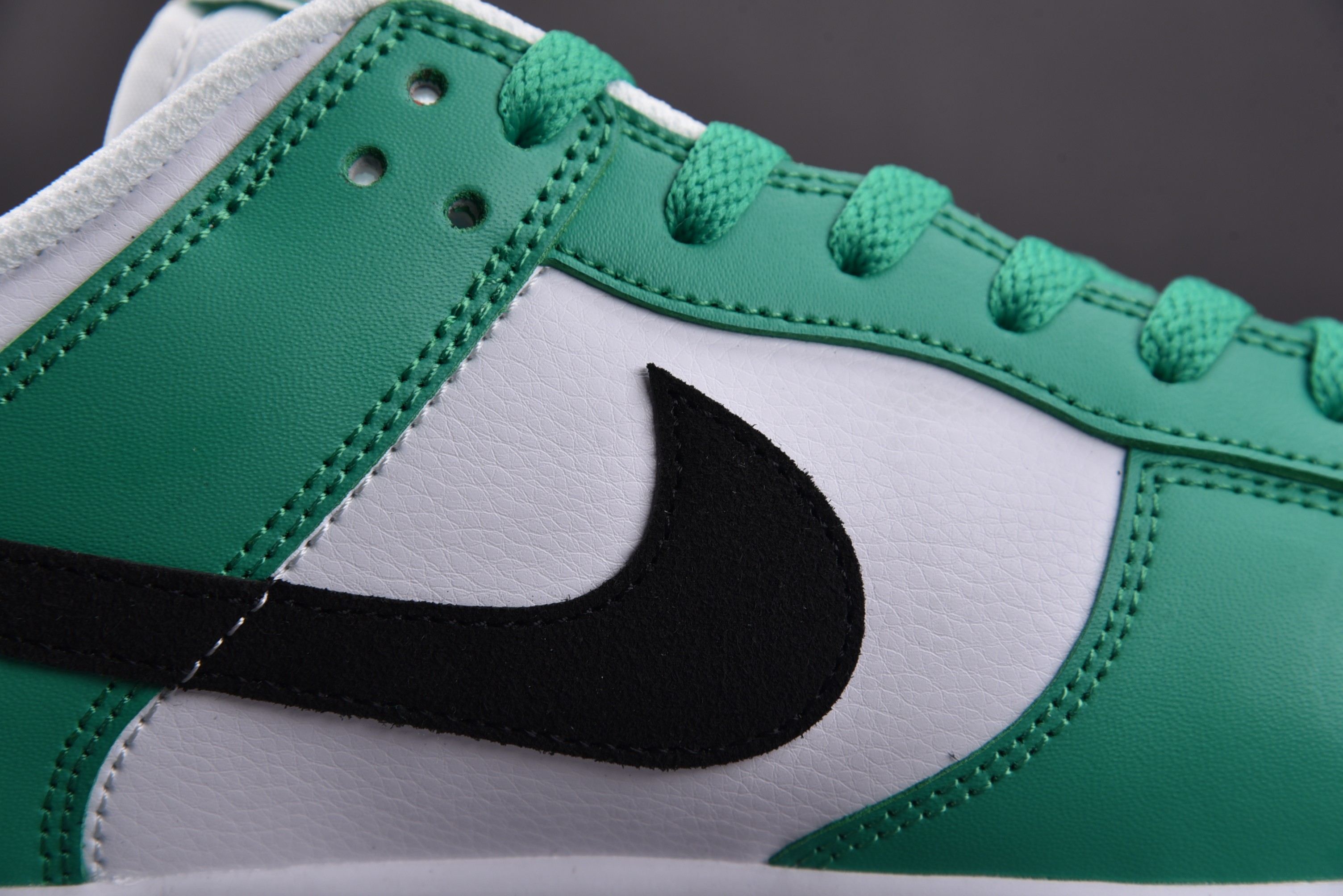 Nike Dunk Low Celtics