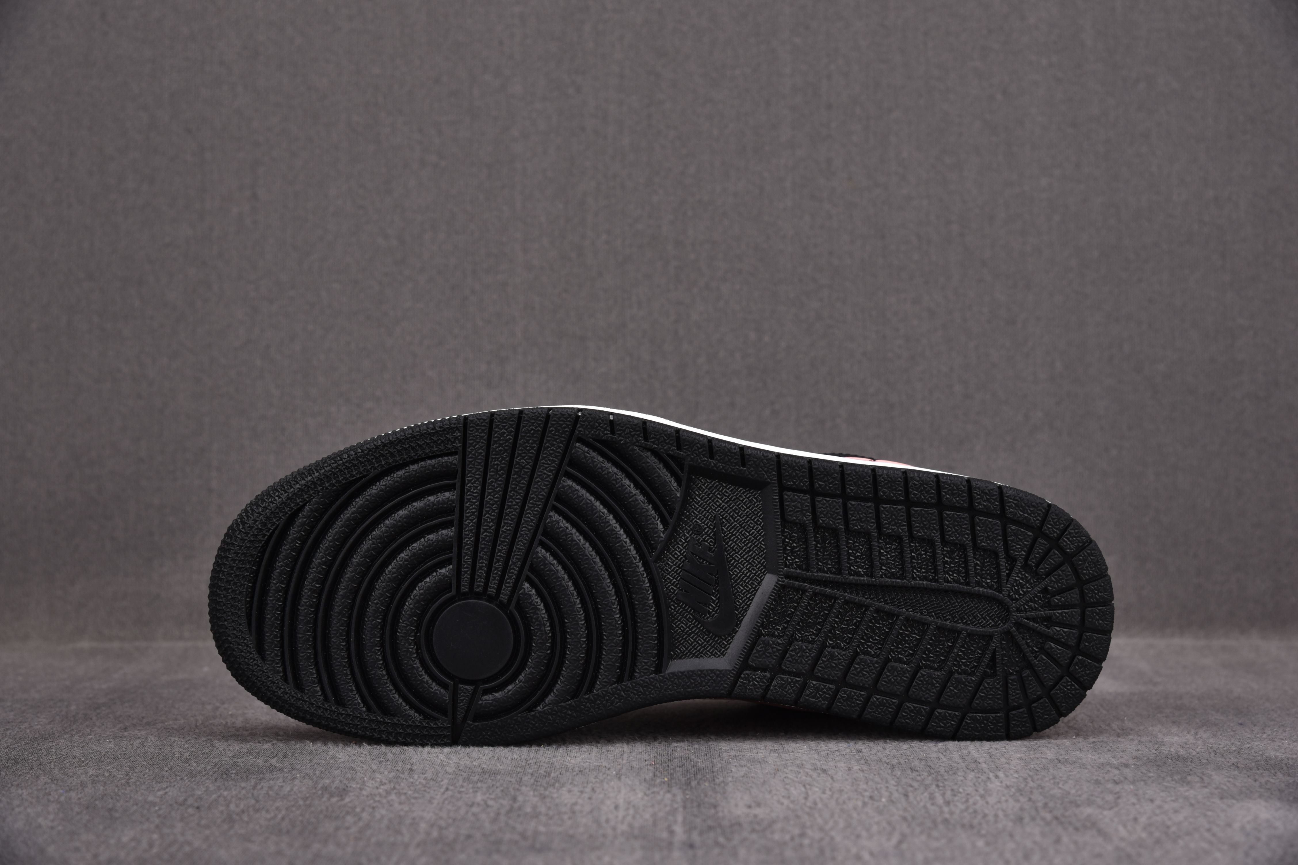 Jordan 1 Low Black Grey Pink