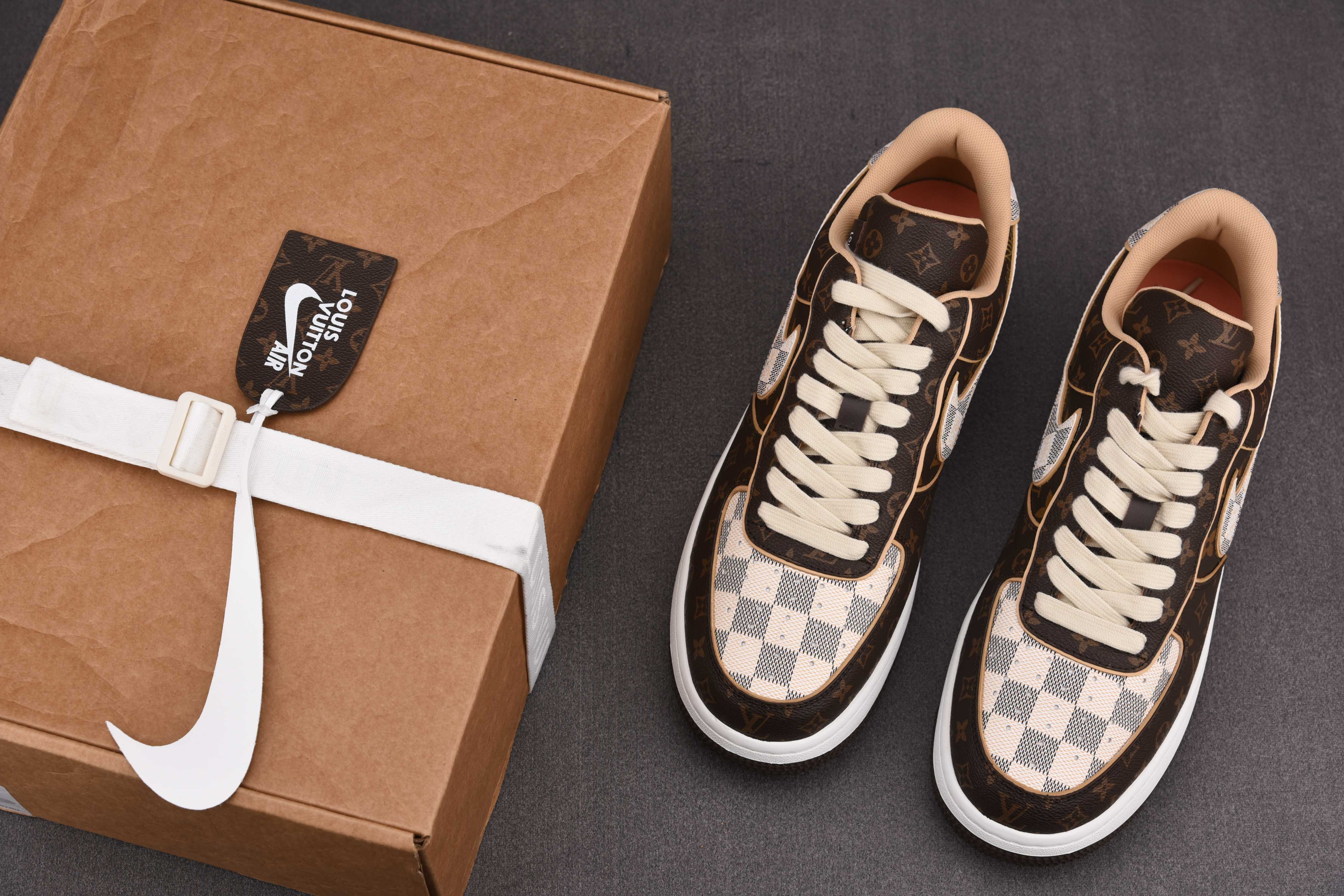 Nike Air Force 1 Low Louis Vuitton   Monogram Brown Damier Azur (Be careful about the size!!)