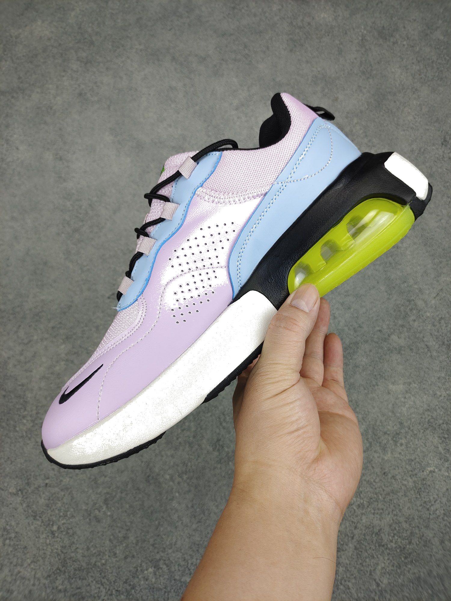 Nike Air Max Verona CK7200-500 Dames Schoenen